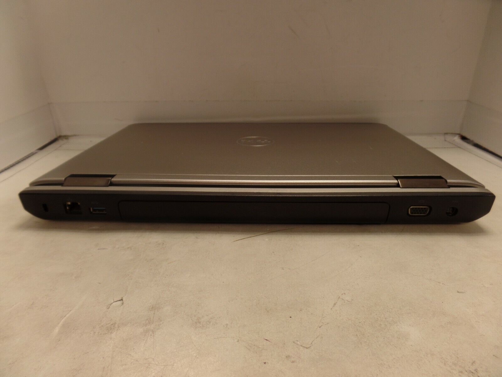 15.6” Dell Vostro 3550 i5-2410M @ 2.30GHz 320GB 4GB Windows7, Backlit KB, laptop