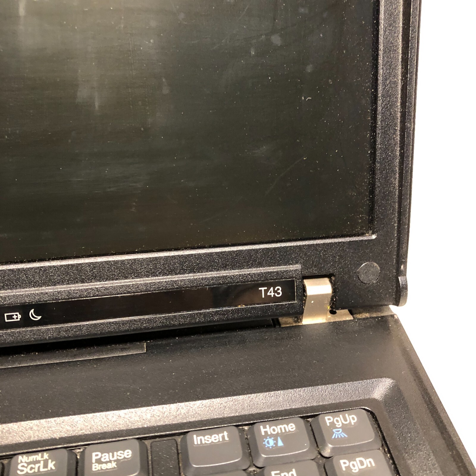 IBM Thinkpad Type 1875 Laptop Boots Up Password Locked AS IS