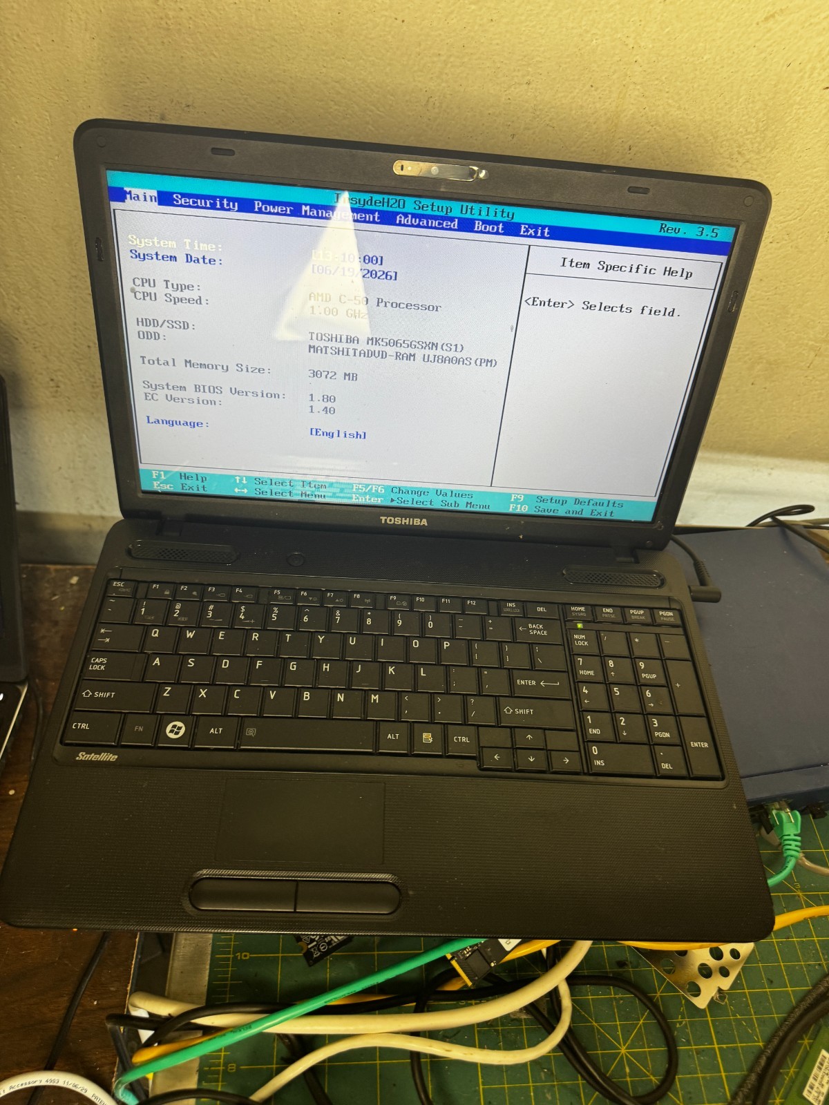 Toshiba Satellite C655 AMD C-50, 3GB RAM Laptop for Parts/Repair #6445