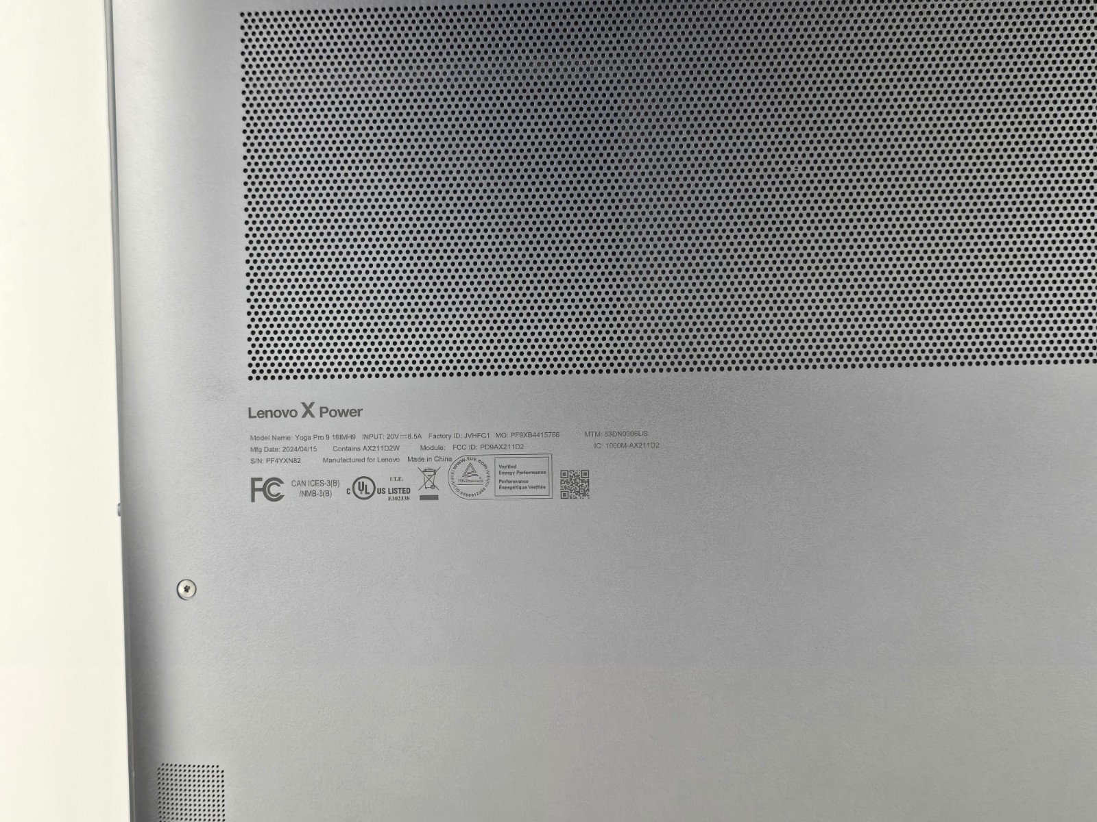 Lenovo Yoga Pro 9i 16″ 3.2K Ultra 9 185H 32GB 1TB SSD RTX 4050 – Used – READ