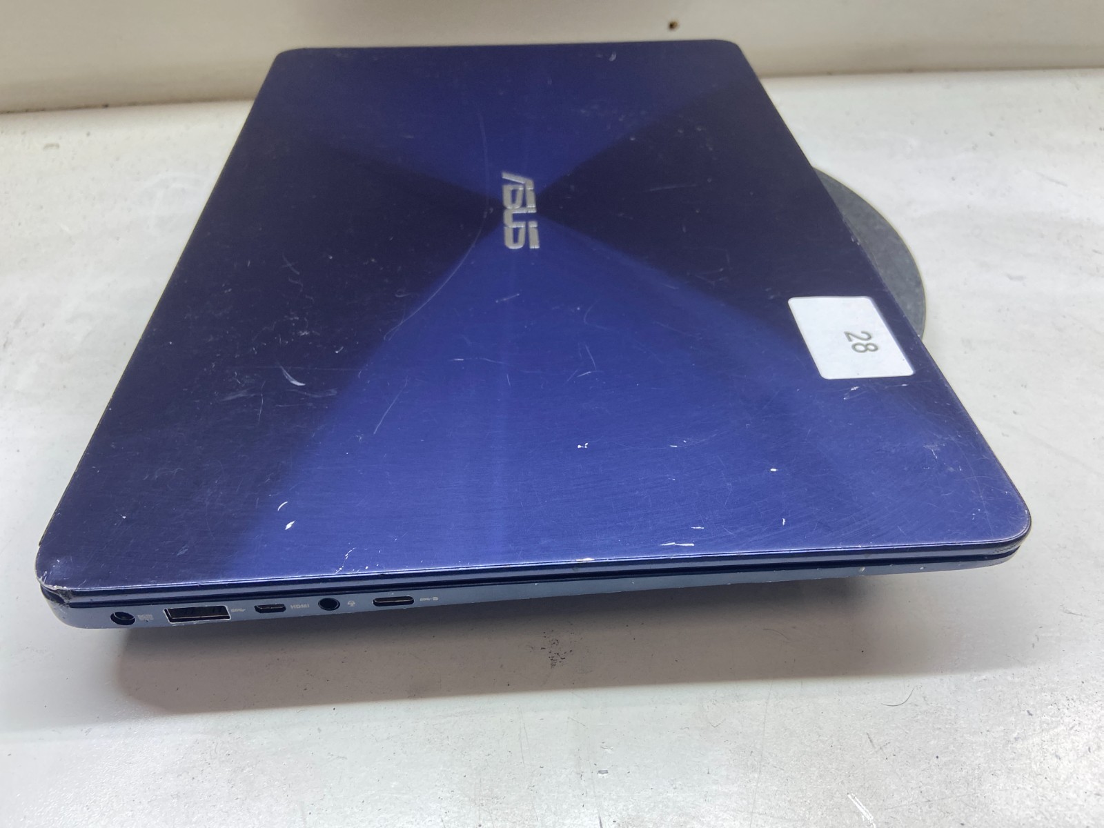 Asus Zenbook UX430U Intel Core i7-7500u 2.7GHz 8GB NO HDD