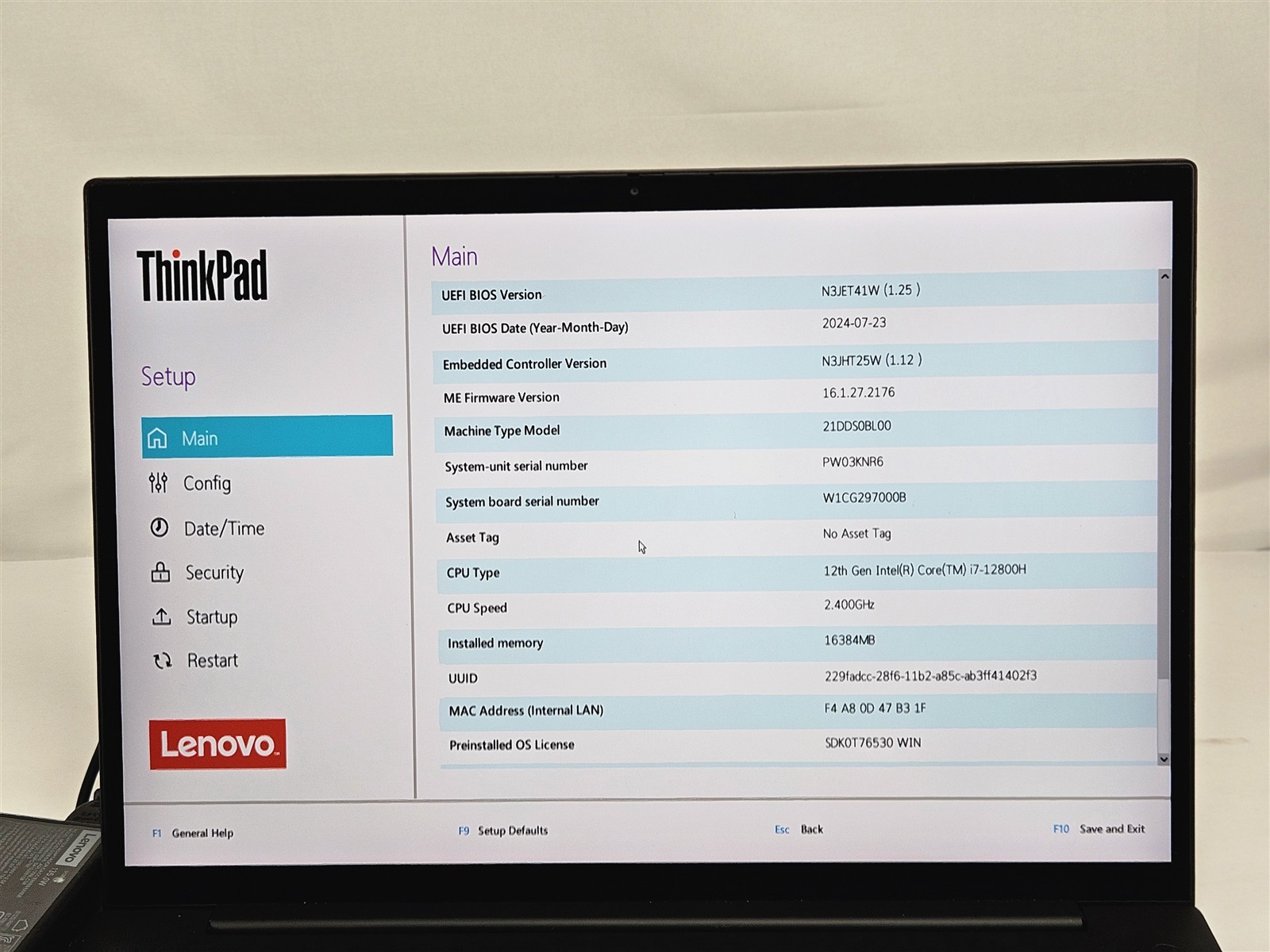 Lenovo ThinkPad P1 Gen 5 16″ Core i7-12800H 16GB RAM 512GB NVMe SSD Touch Black