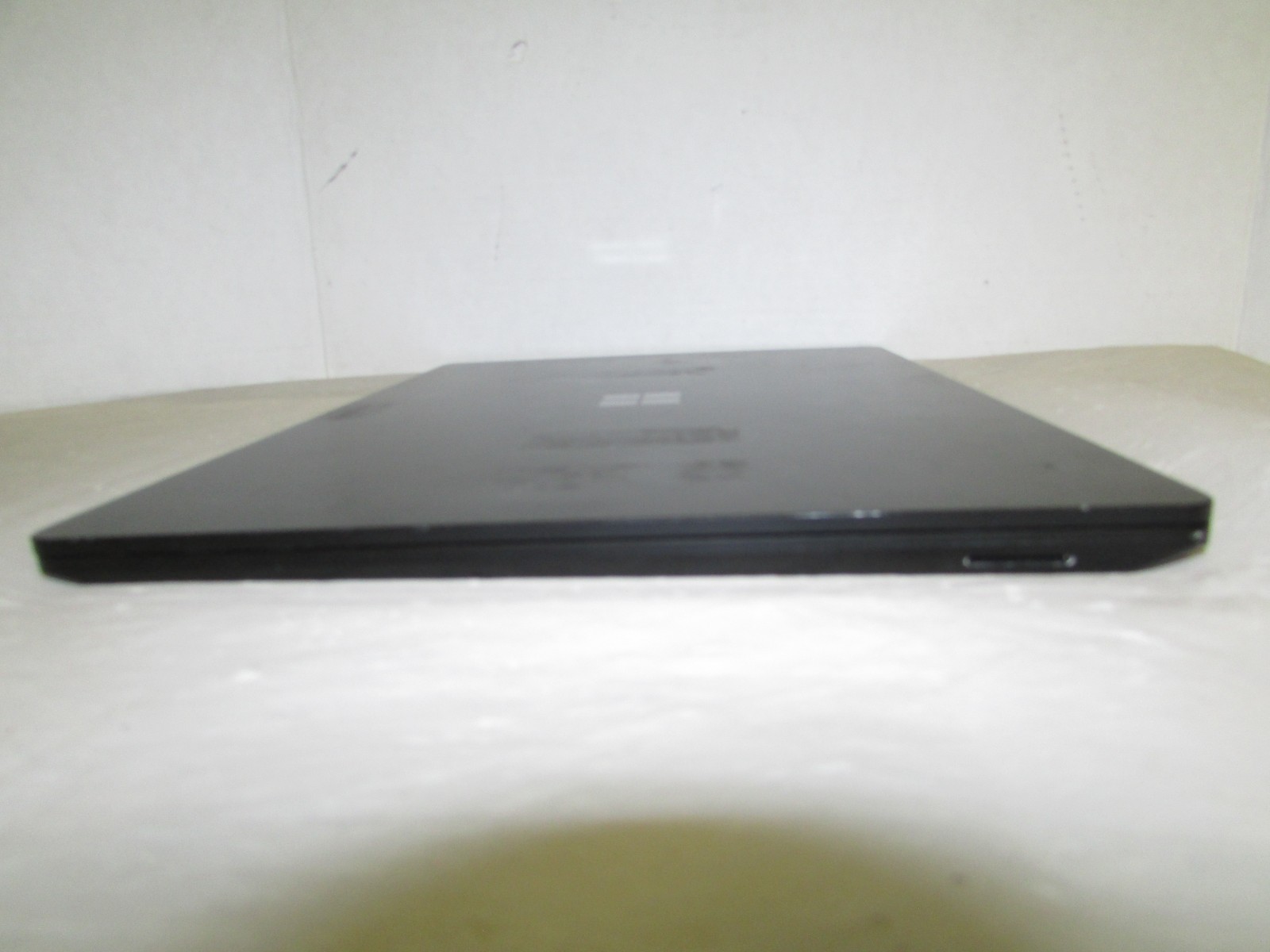 Microsoft Surface Laptop 3 1872 I7-1065G7 1.3GHz 16GB 512GB CRACKED GLASS