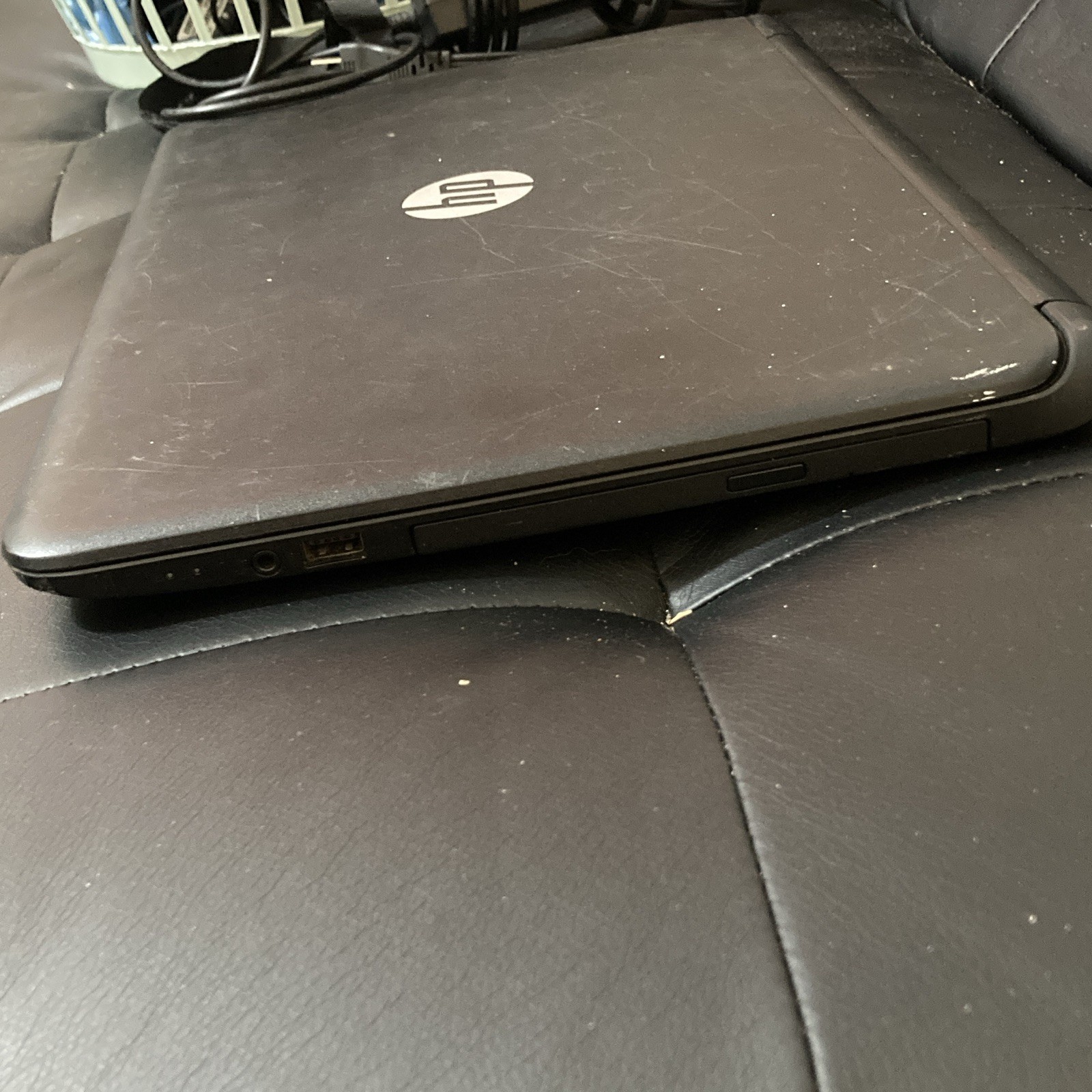 HP 15-f337wm 15.6″ Laptop AMD A8-6410 8GB RAM 256GB SSD Linux Mint w/ Charger