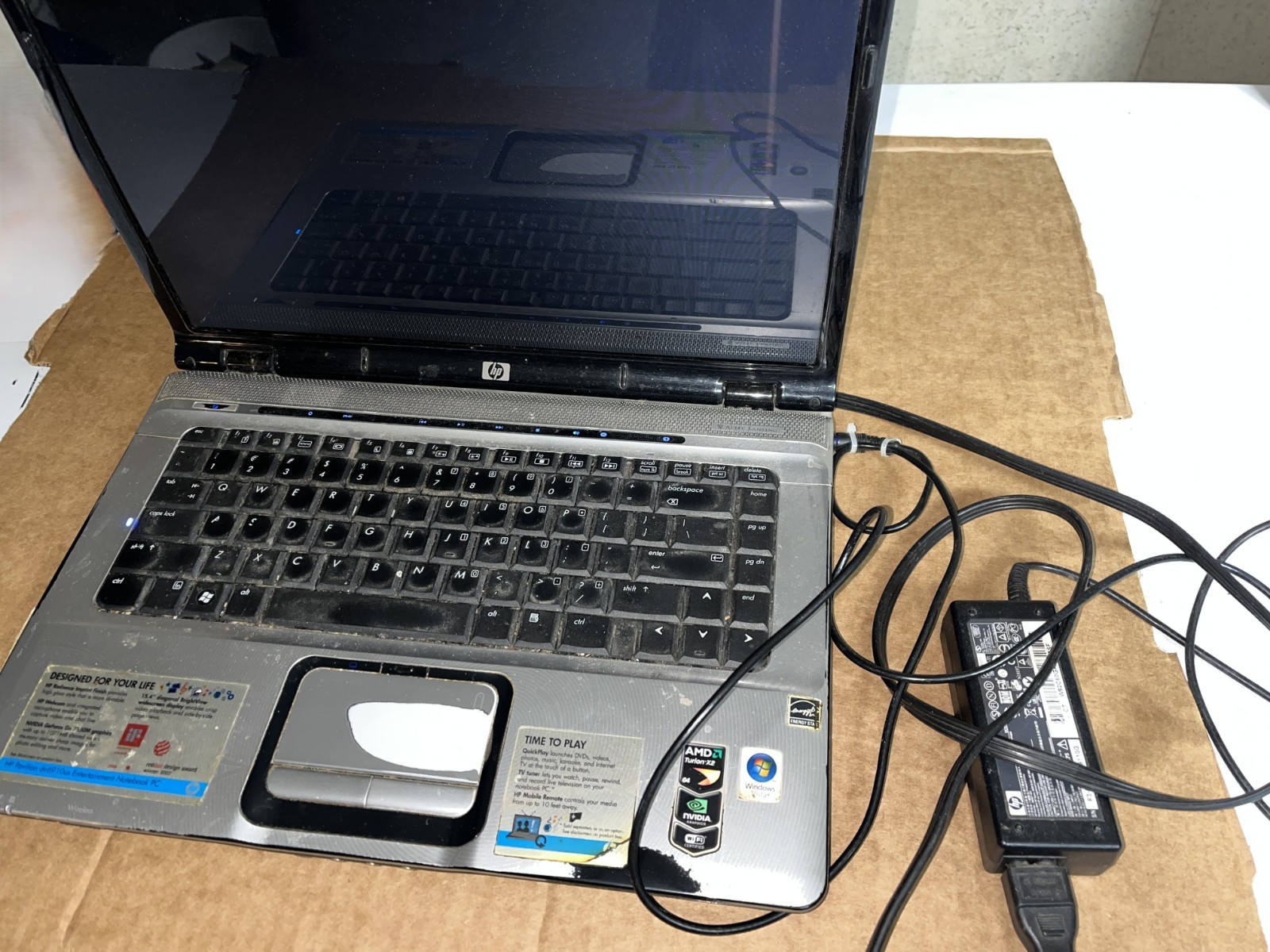 HP Pavilion dv6910US 15.4″ Laptop For Parts/Repair -no hard drive