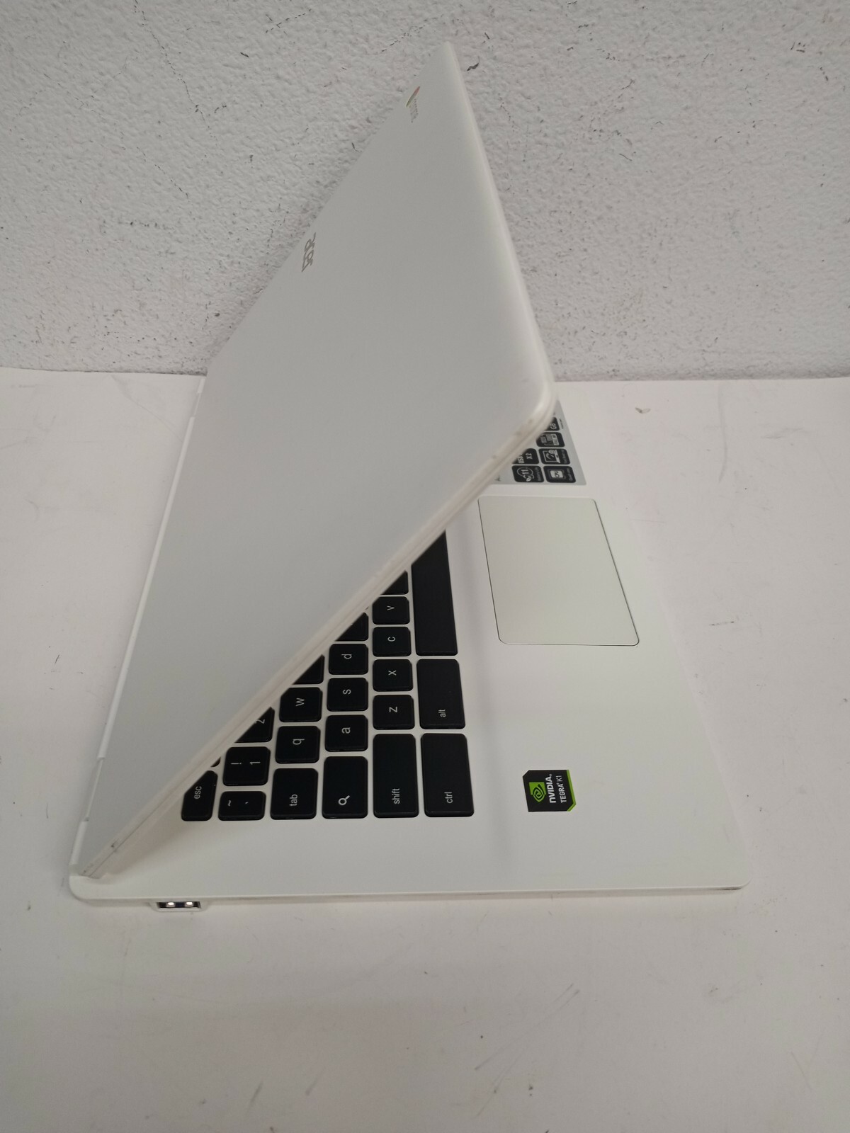 Acer 13 CB5-311-T9B0 Chromebook 13.3″ NVIDIA @ 2.10Ghz 2GB RAM 16GB SSD ChromeOS