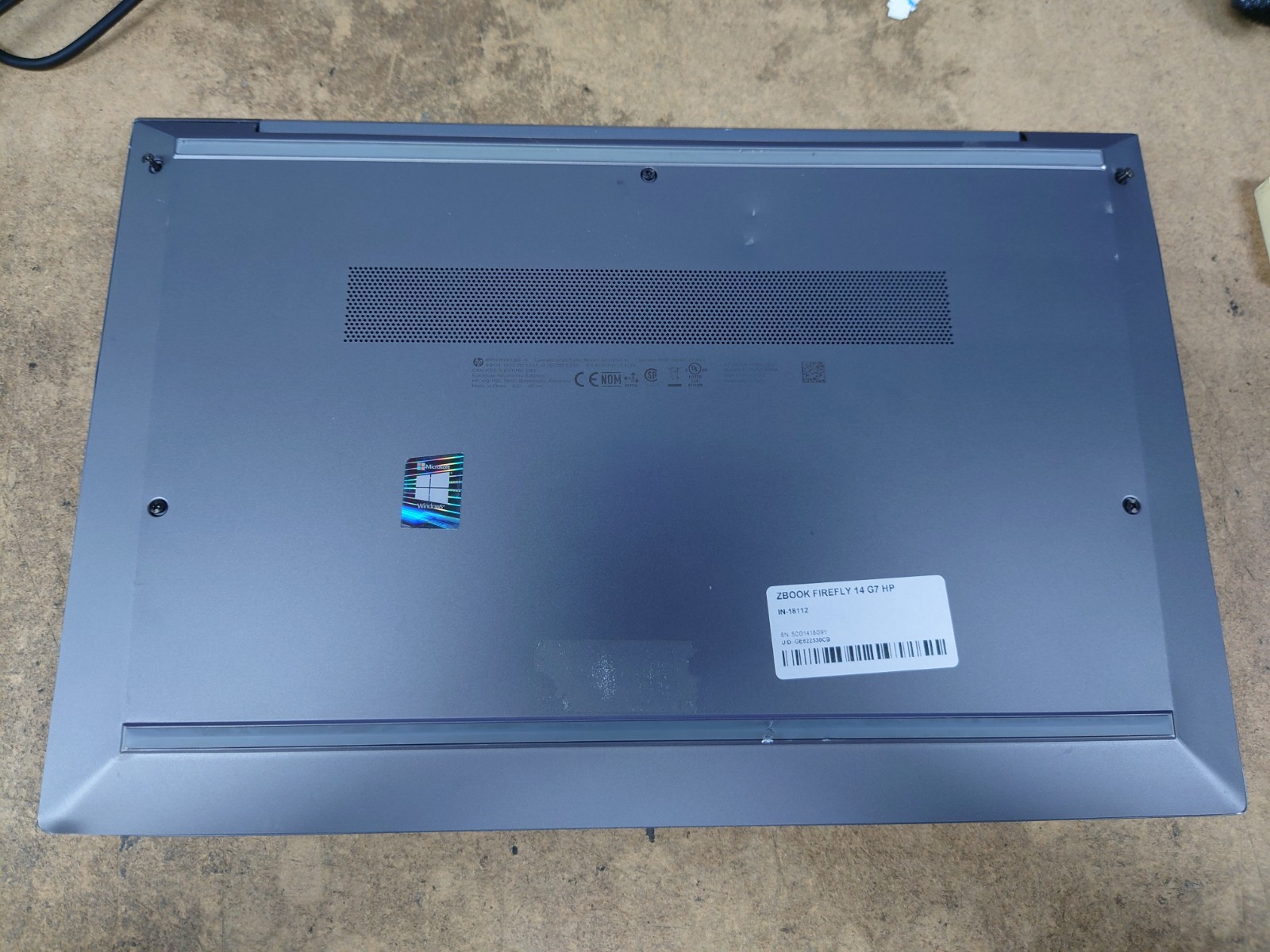 HP ZBook Firefly 14 G7 14″ FHD i5-10310u 16GB RAM 256GB SSD No OS