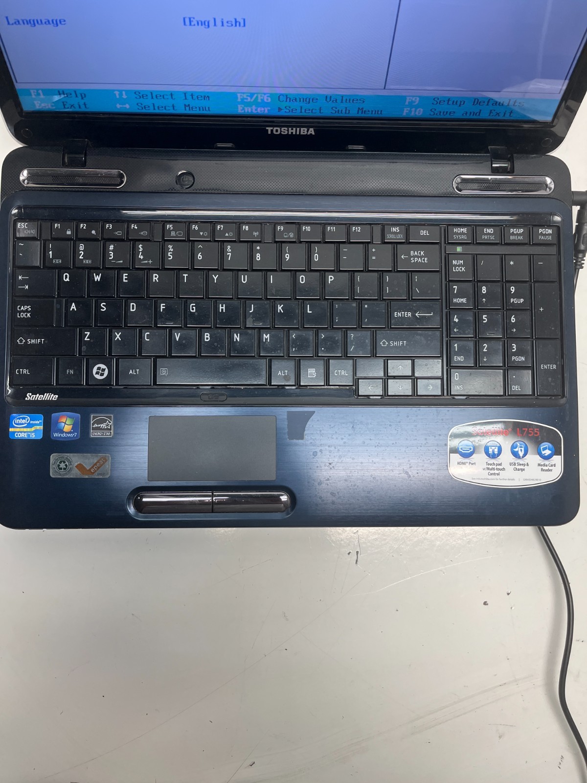 Toshiba Satellite L755-S5175 Intel Core i5-2450M 2.50GHz 8GB NO HDD