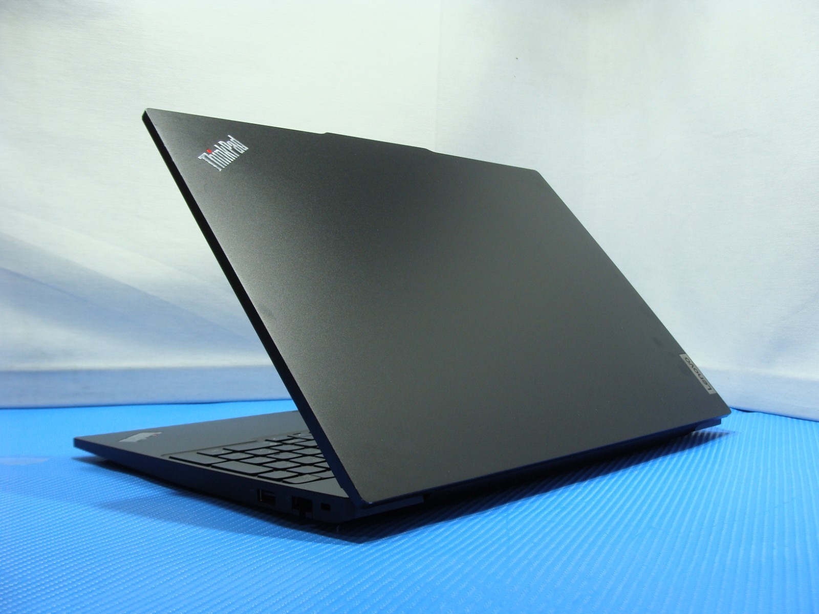 2024 Lenovo ThinkPad E16 Gen 1 16″WUXGA i7-1355U 1.7GHz 16GB 512GB Win 11Pro +PA