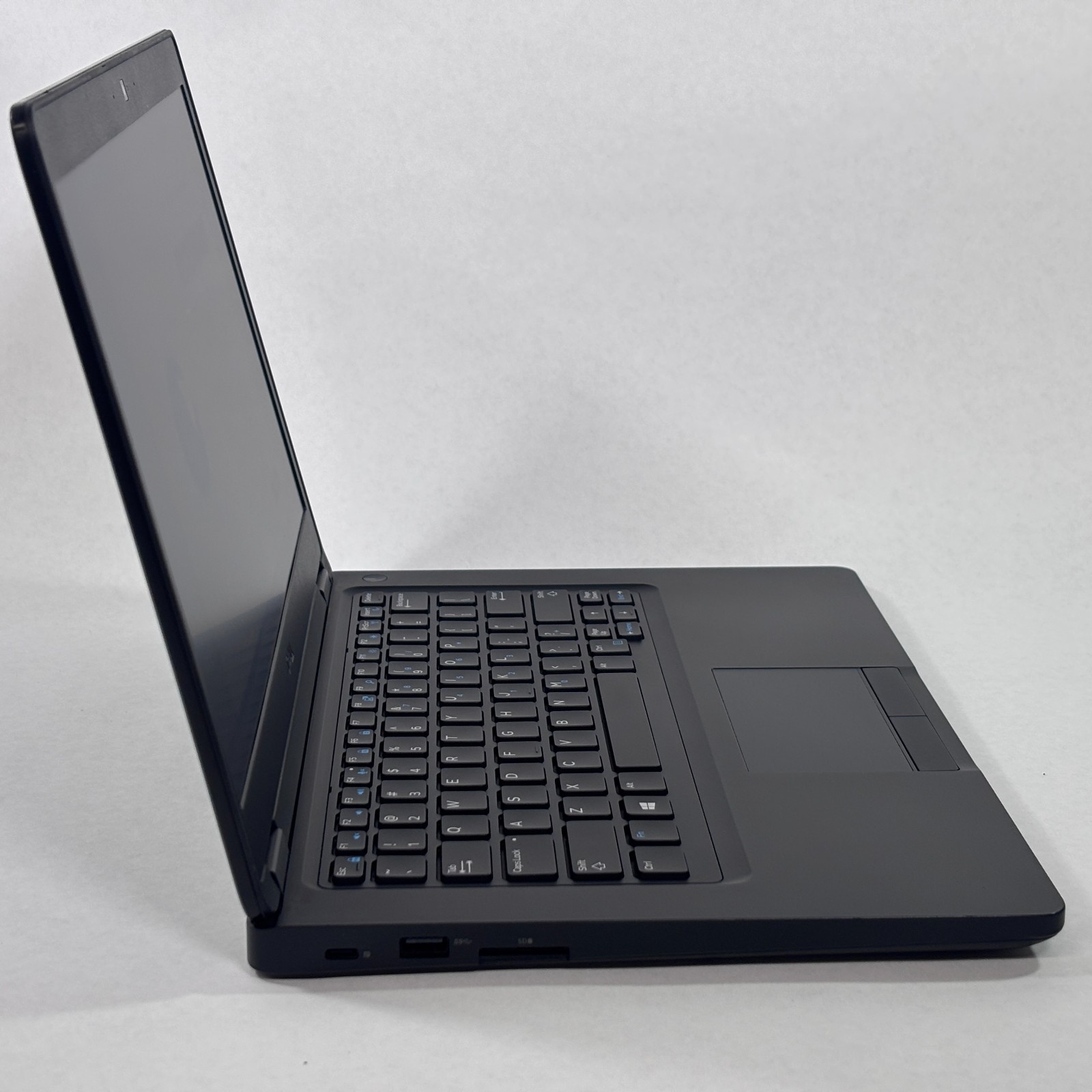 Dell Latitude 5491 14″ HD Intel Core i5-8300H 16GB RAM 256GB SSD Windows 11 Pro
