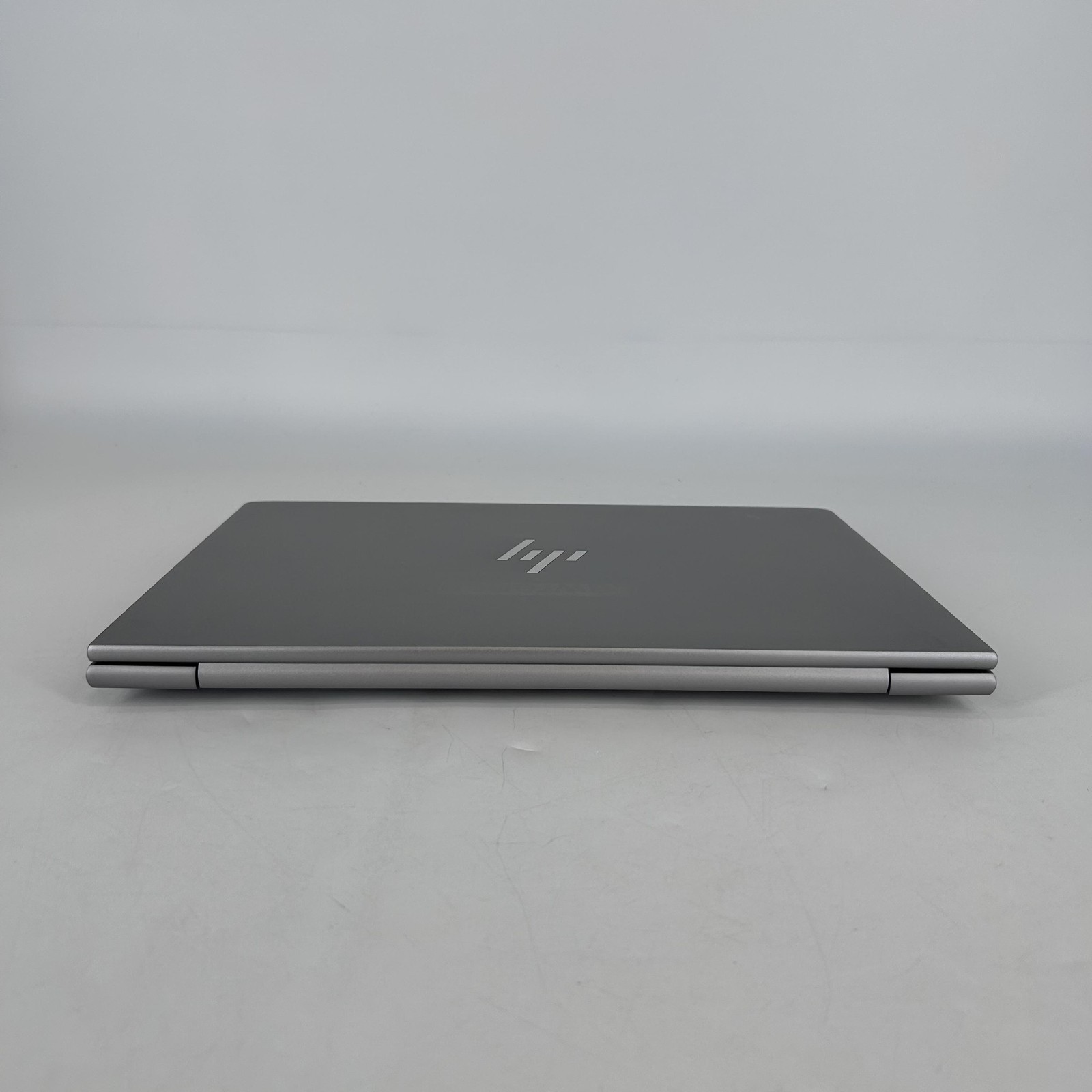 HP ZBook Firefly 14 G10 FHD+ 1.8 GHz i7-1365U 32GB 1TB SSD RTX A500 Very Good