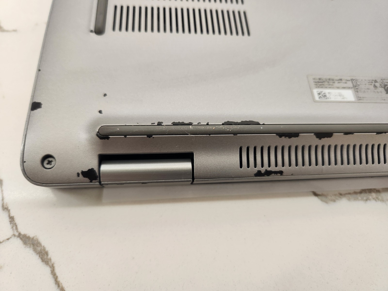 Dell Latitude 5530 w/NEW SCREEN 15.6 i7-1270p 16GB DDR4 512GB Workstation Laptop