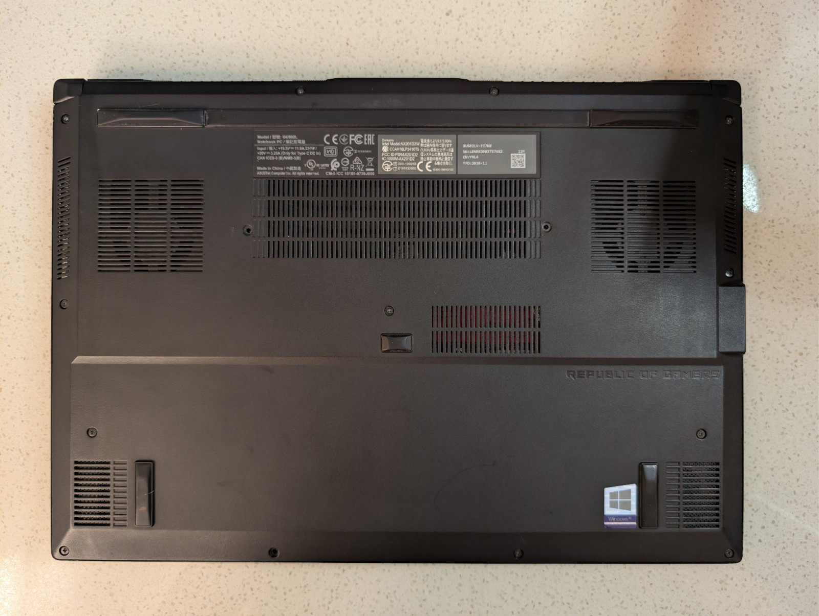 ASUS ROG Zephyrus M15 GU502L Intel i7-10750H 24GB DDR4 1TB SSD 6GB RTX 2060 GOOD