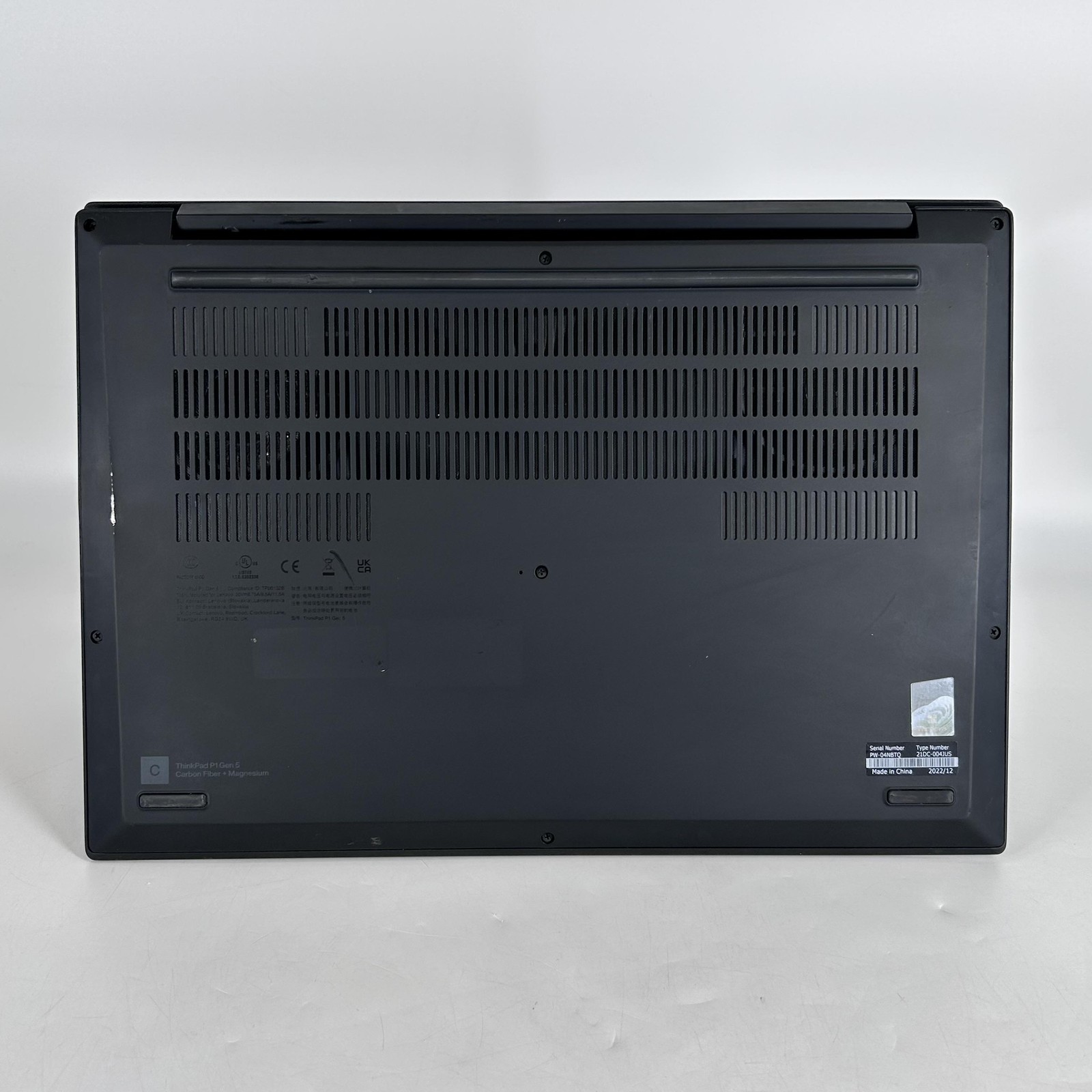 Lenovo ThinkPad P1 Gen 5 16 QHD+ 165Hz 2.3GHz i7-12700H 16GB 512GB SSD RTX A2000
