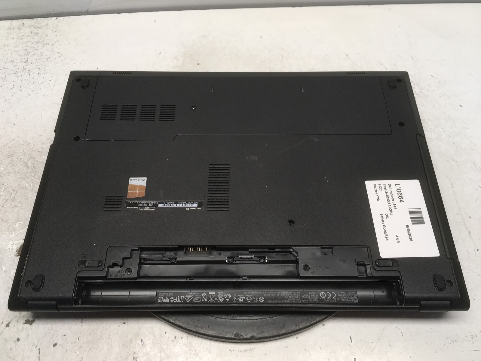 Dell Inspiron 3542 Intel i3-4030U 1.9GHz 4 GB NO HDD No Batt – READ