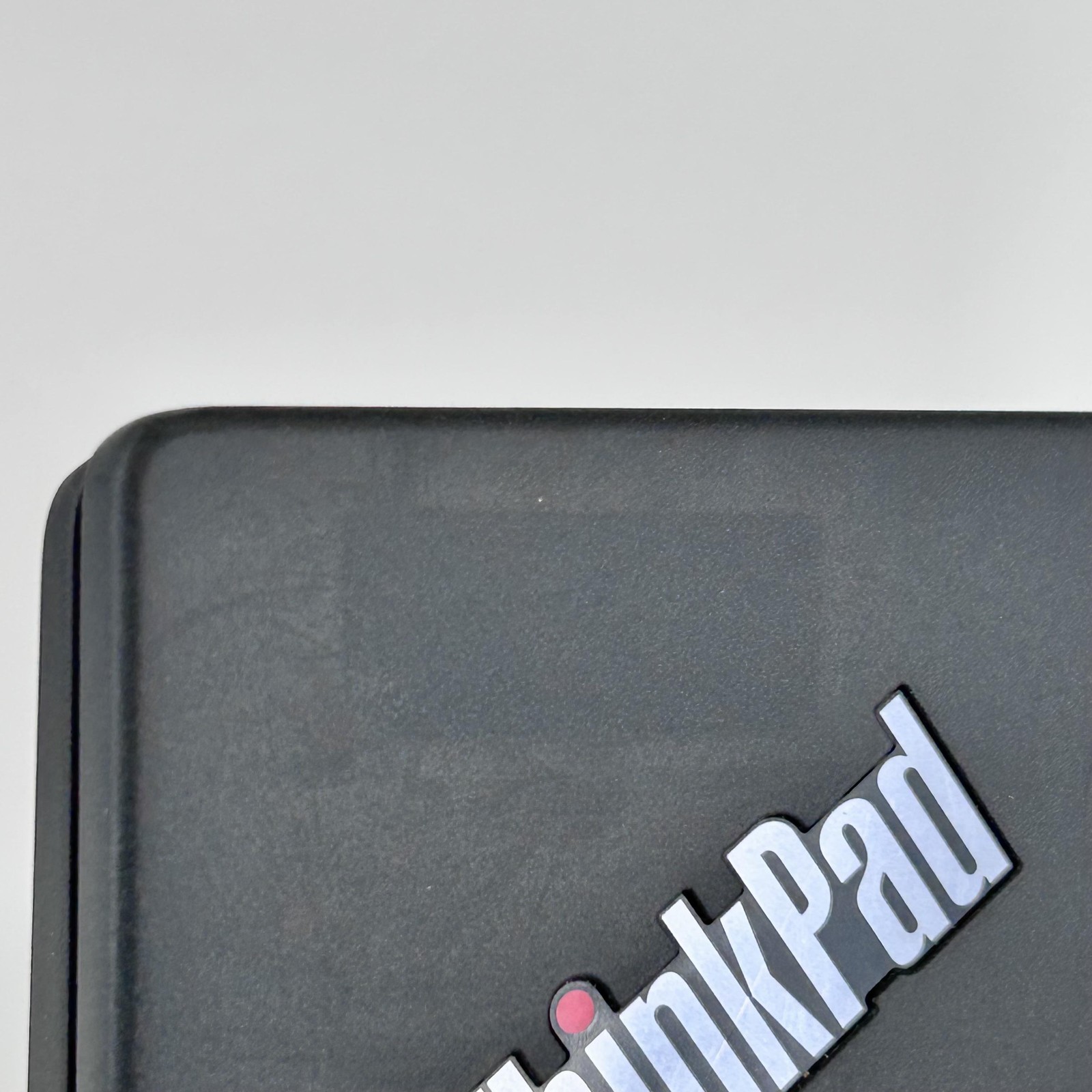 Lenovo ThinkPad P16s Gen 1 FHD+ TOUCH 2.1GHz i7-1260P 16GB 512GB SSD NVIDIA T550