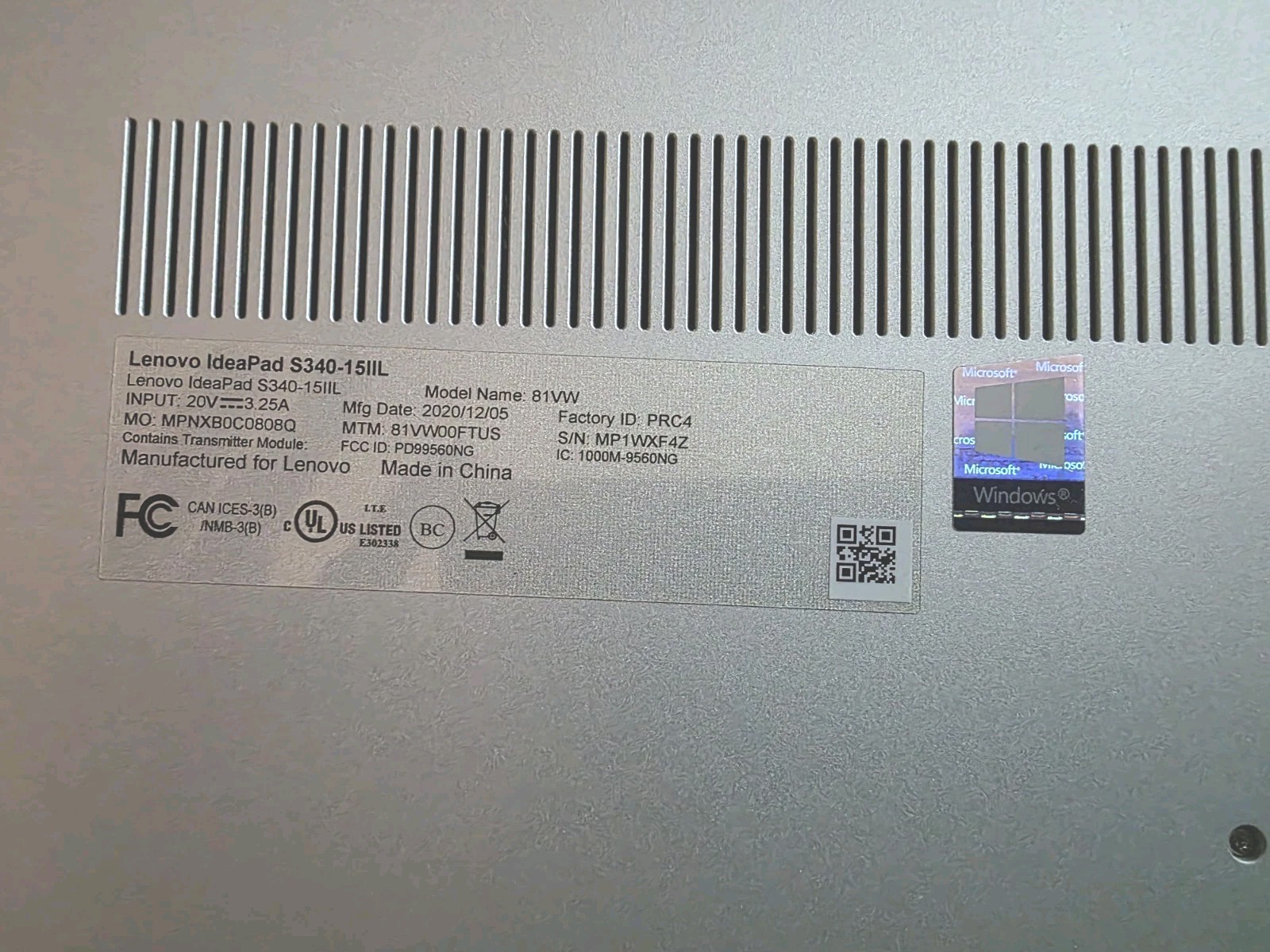 Lenovo IdeaPad S340 15.6″ 256GB SSD Intel Core i7 10th Gen (1.30 – 3.90 GHz) 8GB