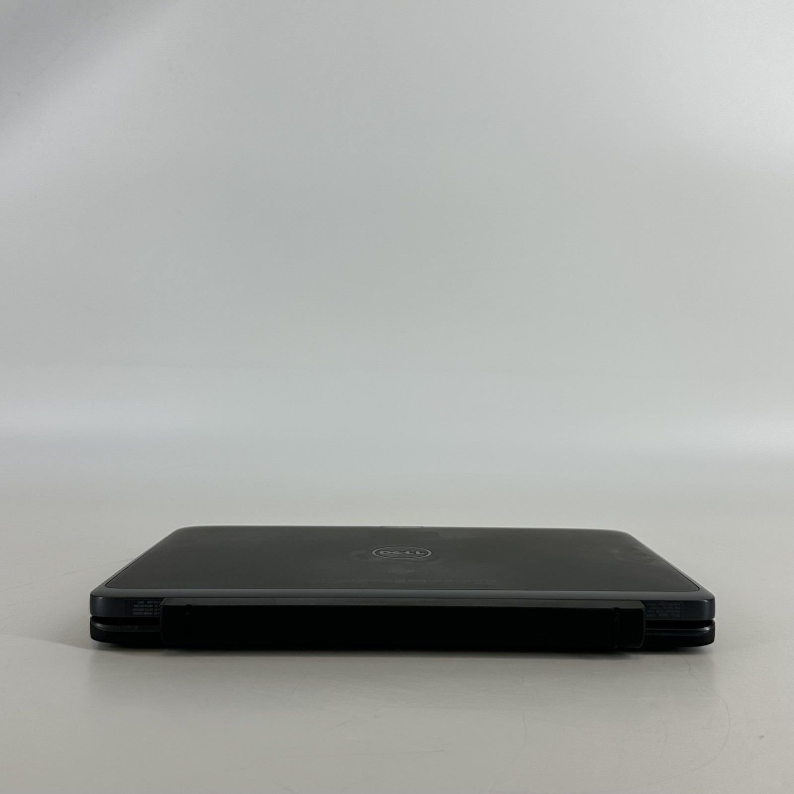 Dell Venue 10 Pro 5056 TOUCH Atom x5-Z8500 1.44GHz 4GB 128GB – CRACKED SCREEN