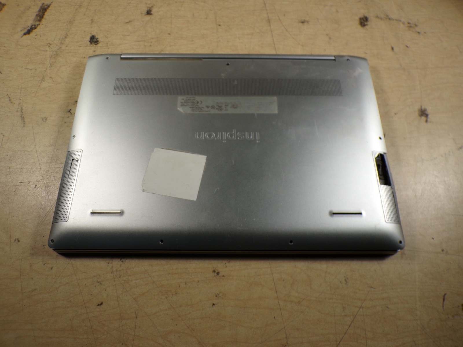 DELL INSPIRION 7591 2N1 INTEL CORE NO 120 RAM **NEED BATTERY **NO HD/ NO CADDIE/