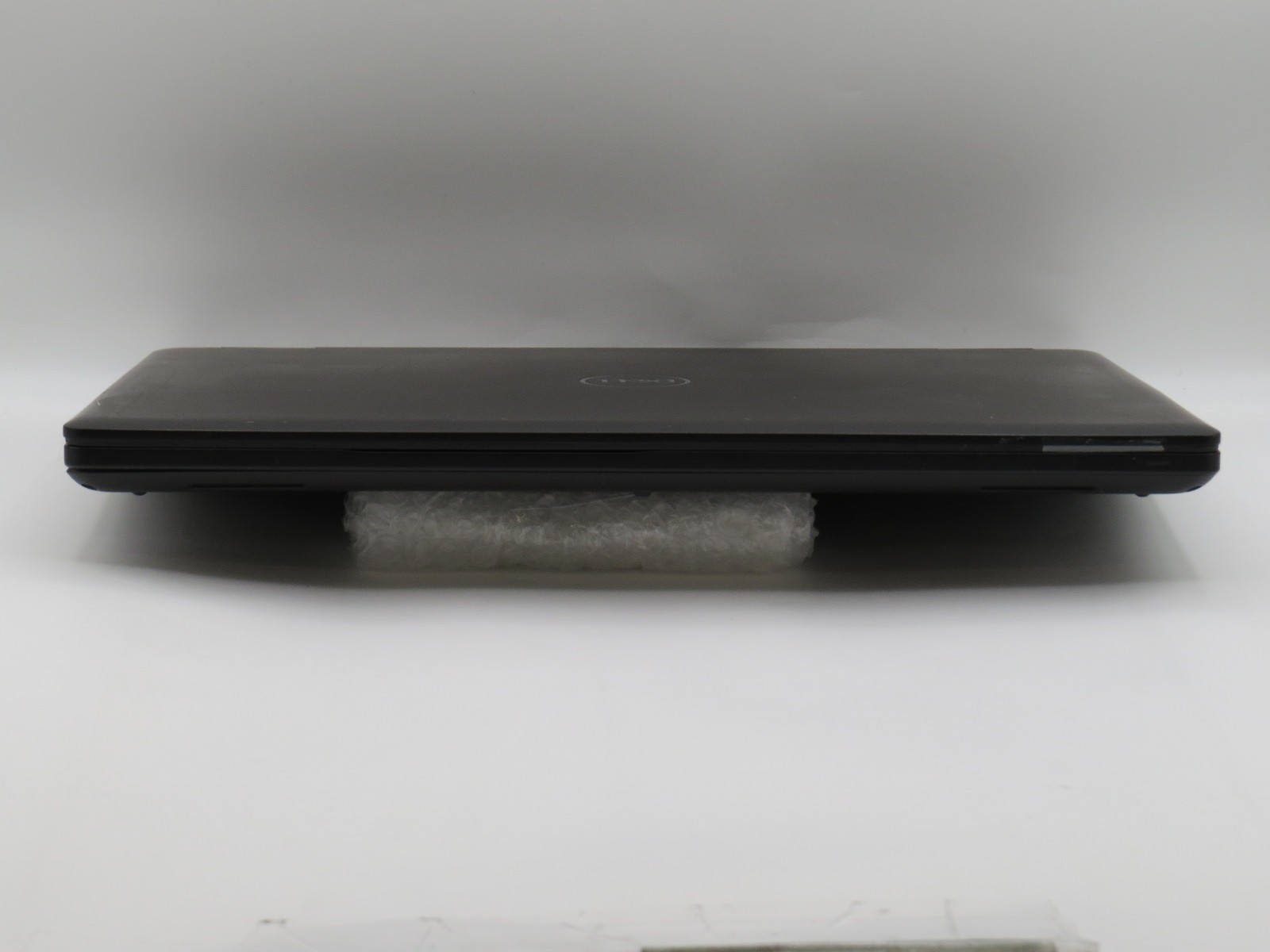 Dell Laitiude 5590 | i5-7300U @ 2.6GHz | 8GB DDR4 | 256GB | No HDD/OS/Battery