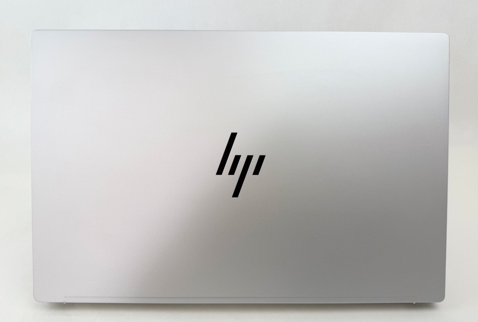 HP OmniBook 7 17-dc0073cl 17.3″ FHD Touch Ultra 7 258V 32GB 1TB RTX 4050 W11H