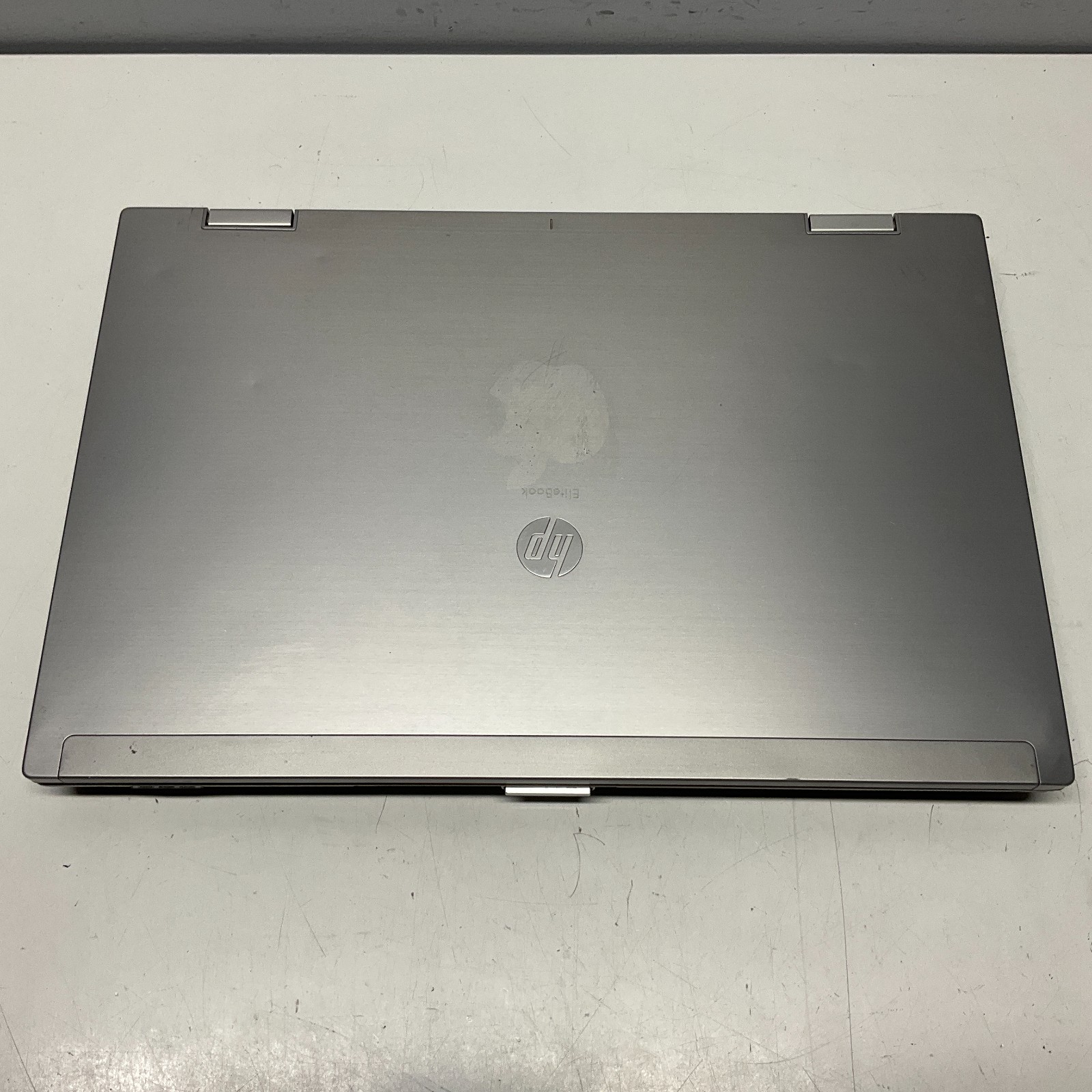 15.6″ HP ELITEBOOK 8540P | i5-M520 @ 2.40 GHz 2GB 256GB SSD Windows 10 Pro