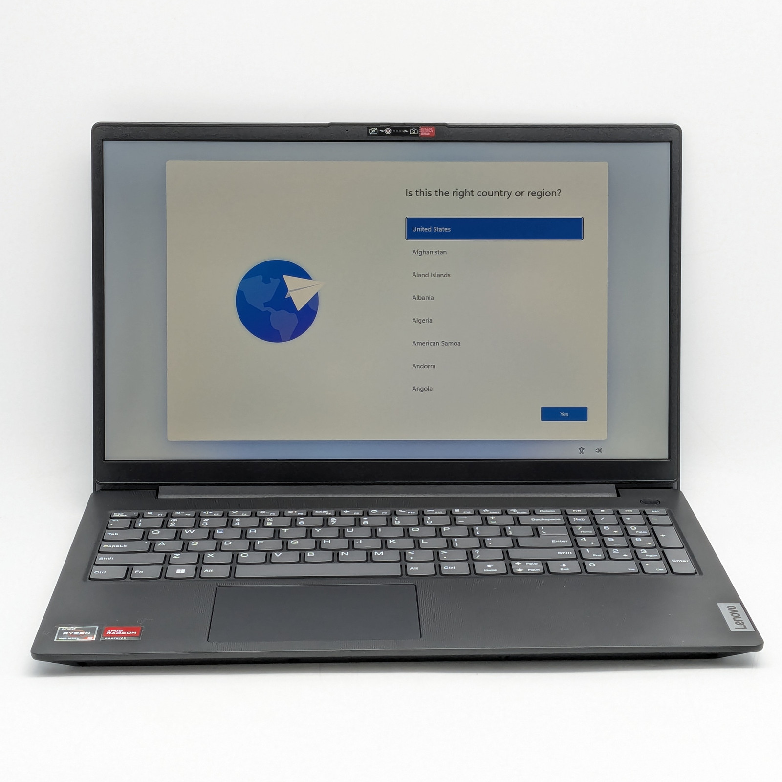 Lenovo V15 G4 15.6″ AMD Ryzen 3 7320U 16GB DDR5 256GB SSD Windows 11 Home