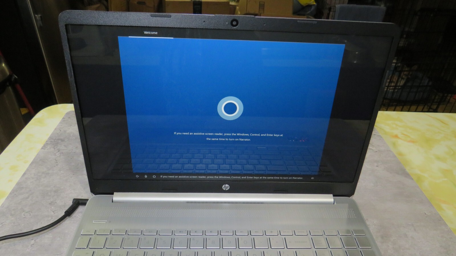 HP 15-ef0022nr 15.6″ (256GB SSD, AMD Ryzen 7 3700U, 2.3 GHz) Needs Battery