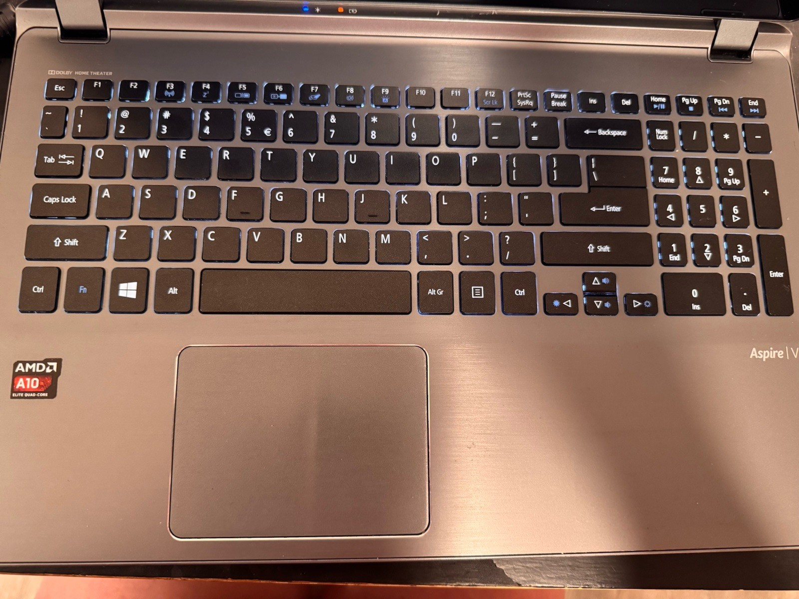 Acer Aspire V5-552P-X440 15.6″ AMD A10 6GB RAM 750GB HDD Win 8 Charger