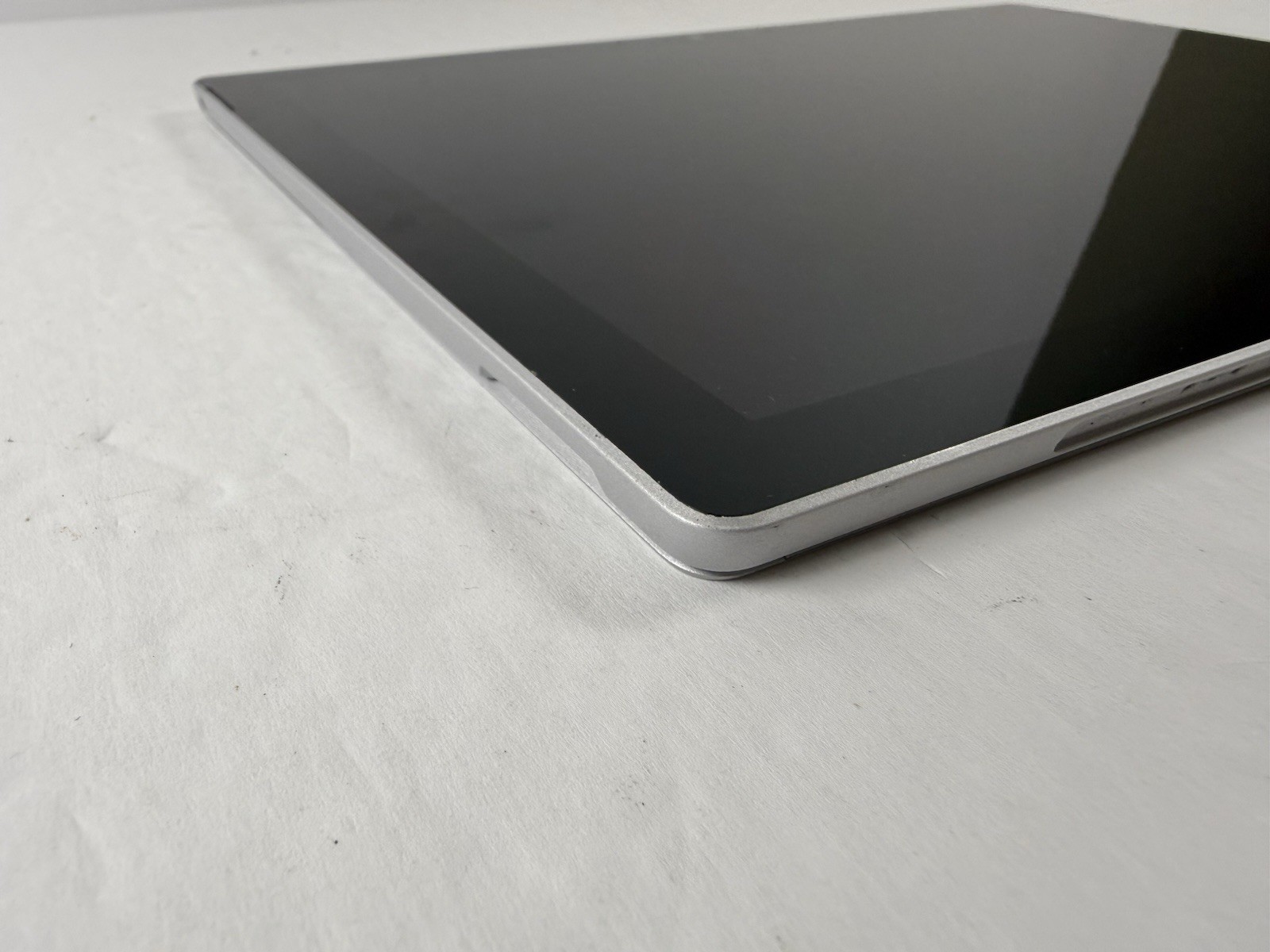 Microsoft Surface Pro 7 plus 1961 Core i5-1135G7 2.4GHz 16GB 256GB Win 11 Pro