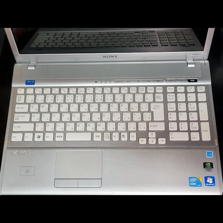SONY VAIO VPCF118FJ/W White Intel Core i5/4GB/500GB/Windows10 Home d03