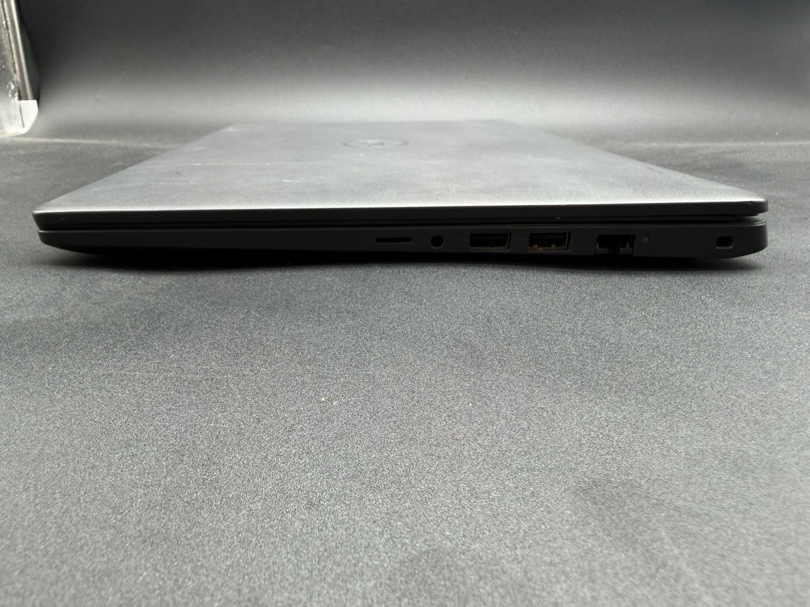 Dell Latitude 3510 15.6″ Intel i5-10210U 1.60GHz 16GB RAM 256GB SSD Windows 11P