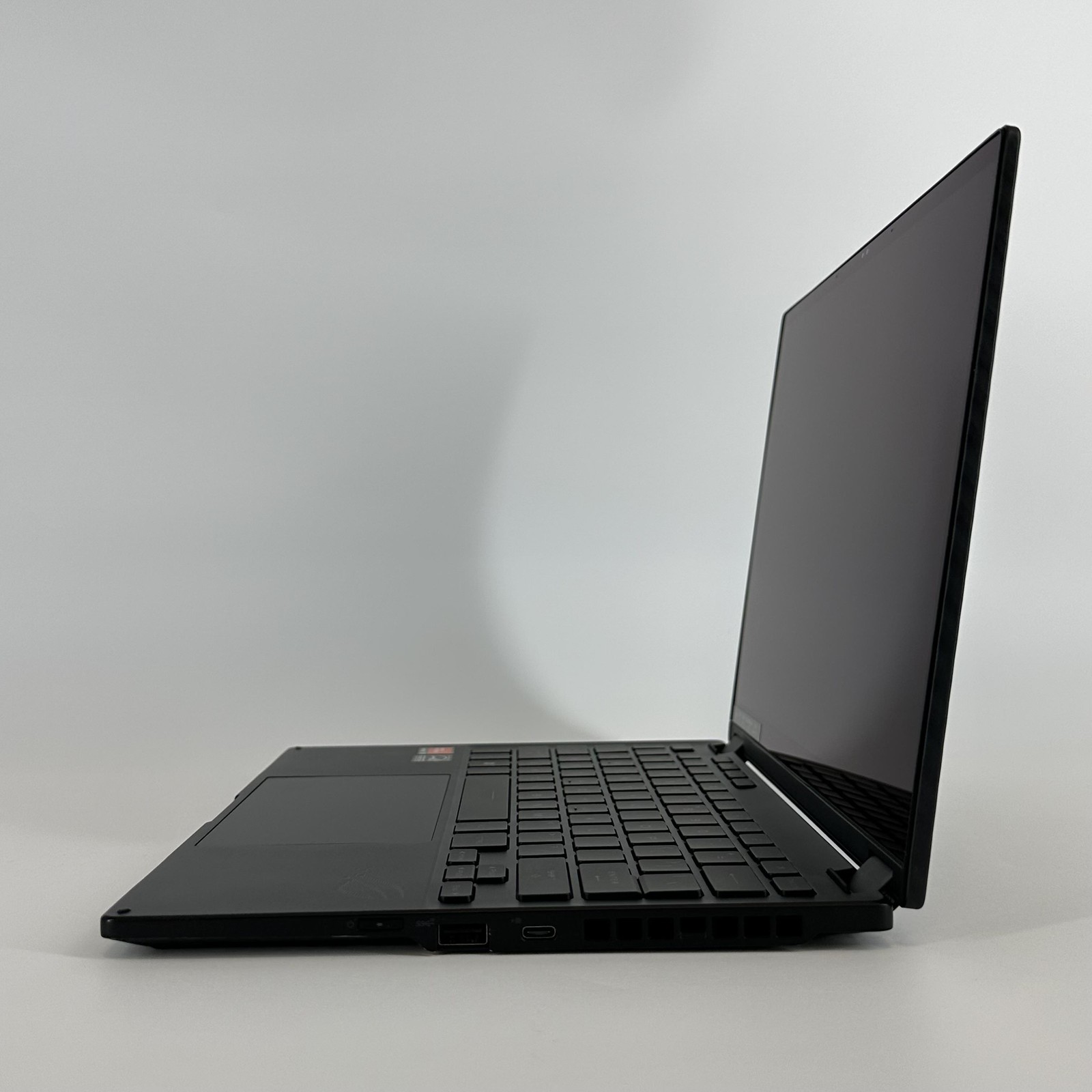 Asus ROG Flow X13 GV302 13 120Hz FHD+ TOUCH 4.0GHz Ryzen 9 7940HS 16GB 512GB SSD