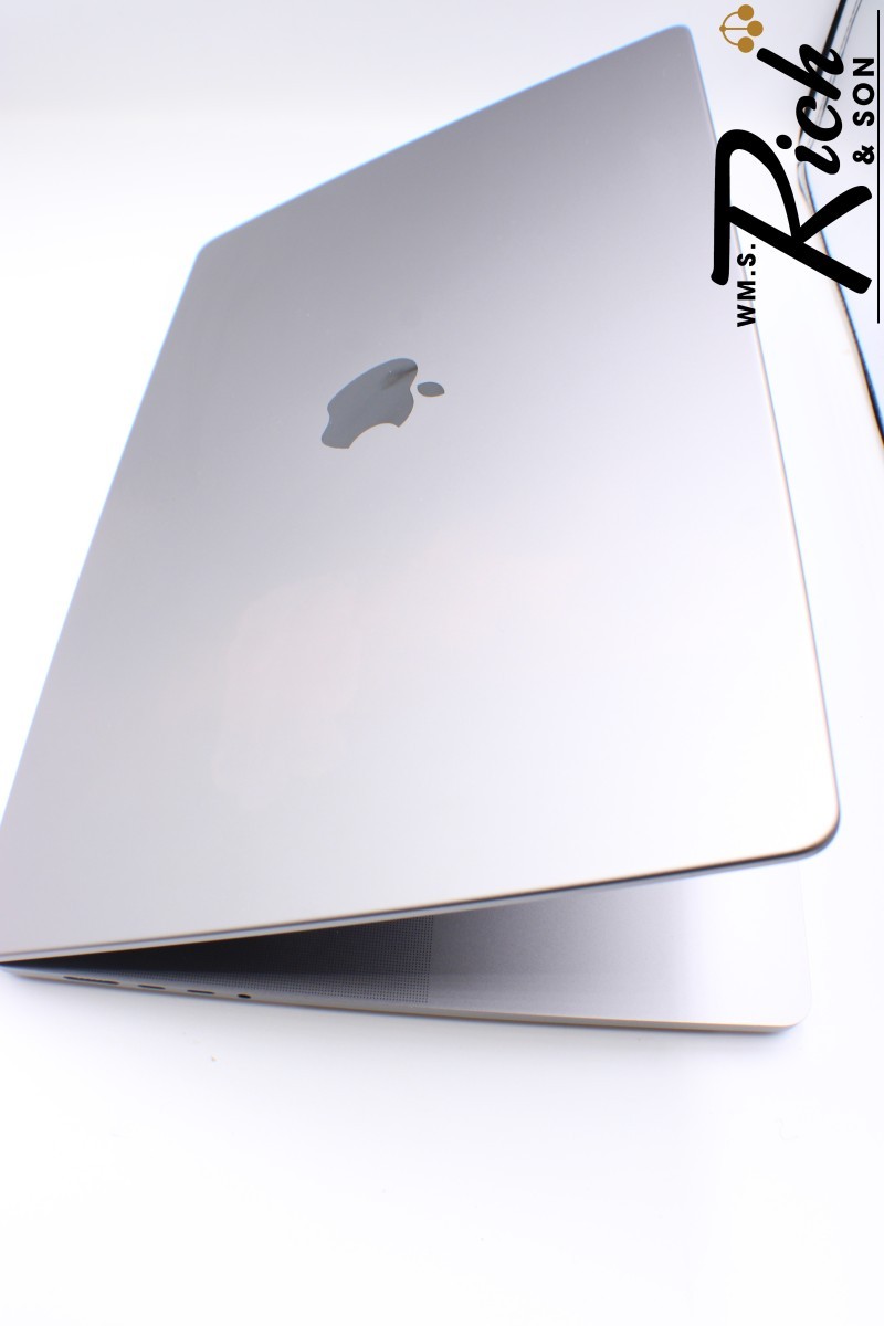 APPLE MACBOOK PRO M1 PRO 16″ 16GB RAM/500GB STORAGE (195 CYCLES 90% CAPACITY)