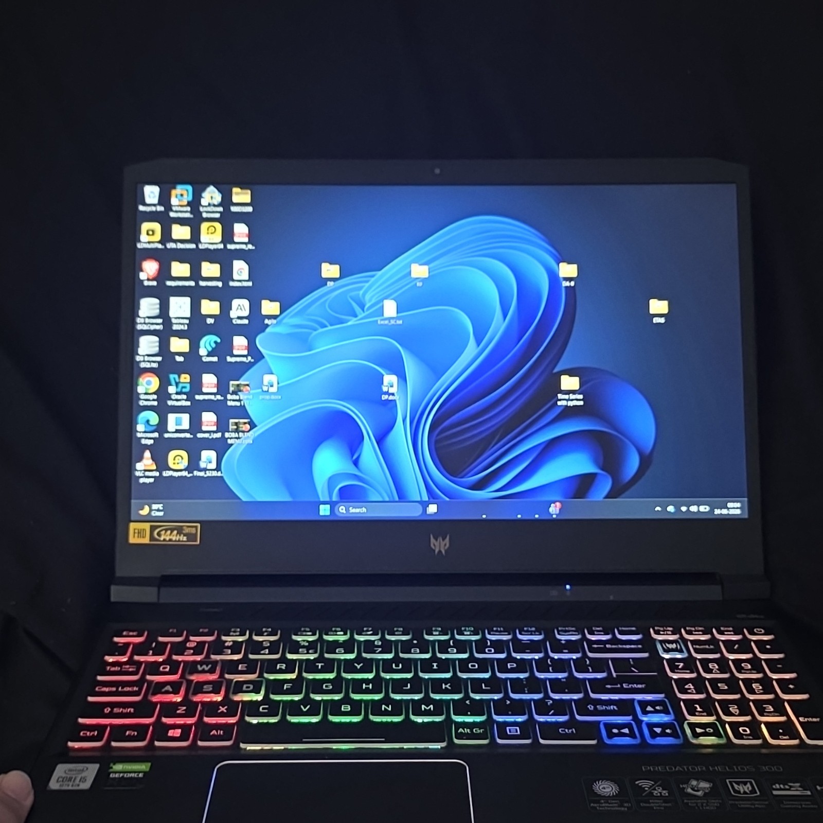 Acer Predator Helios 300 15.6″ i5 10th gen 16GB 1TB HDD + 256GB SSD RTX 2060