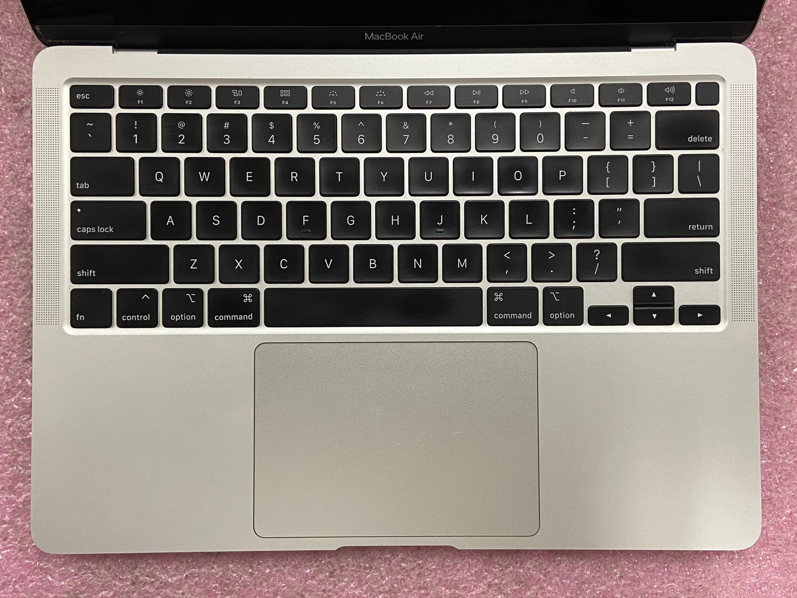 Apple MacBook Air 2020 A2179 13.3″ i3-1000NG4 8GB RAM 128GB SSD *Read* – CLP37A