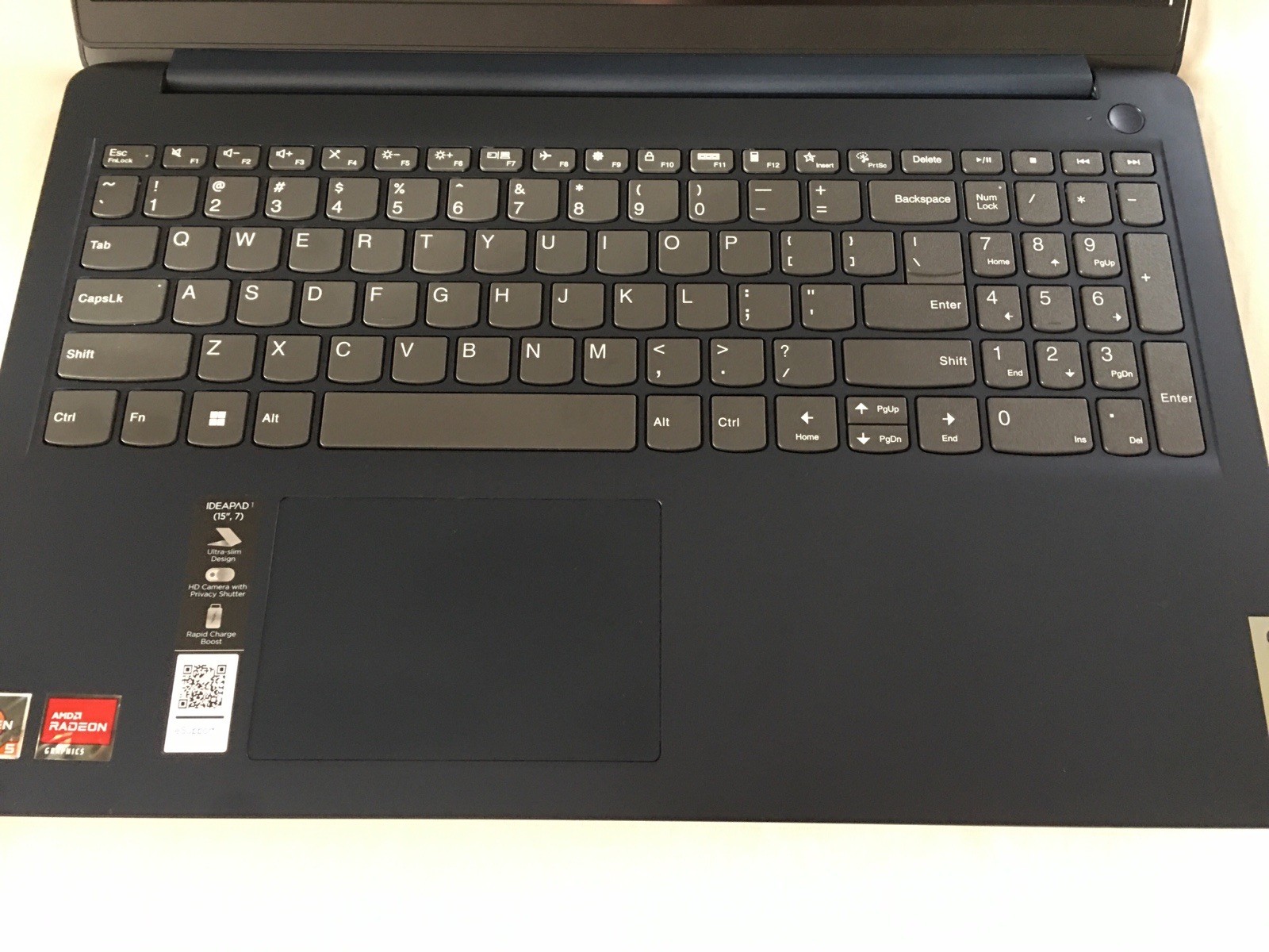Lenovo IdeaPad 1 15.6” Full HD Touchscreen Laptop 82VG00TYUS Abyss Blue 8Gb 256