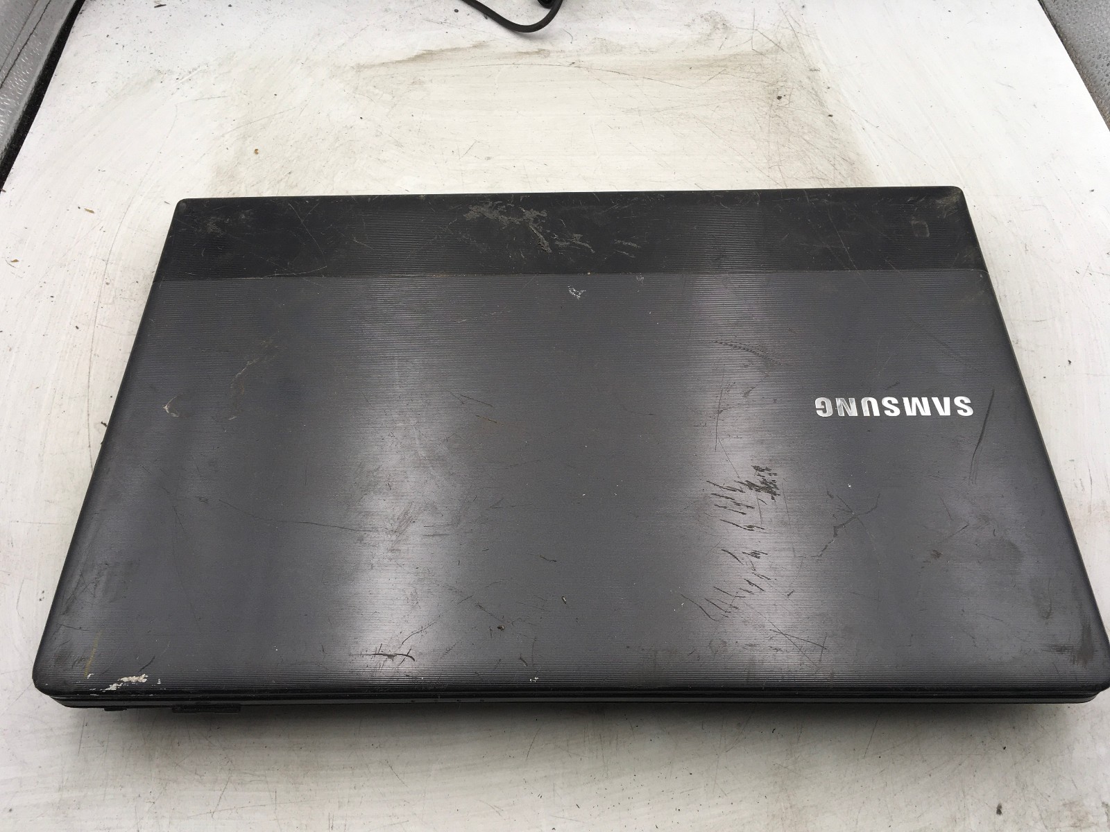 SAMSUNG NP300E5C A07US – FOR PARTS – INTEL i3-2370M – 4GB RAM – READ DESCRIP -BB