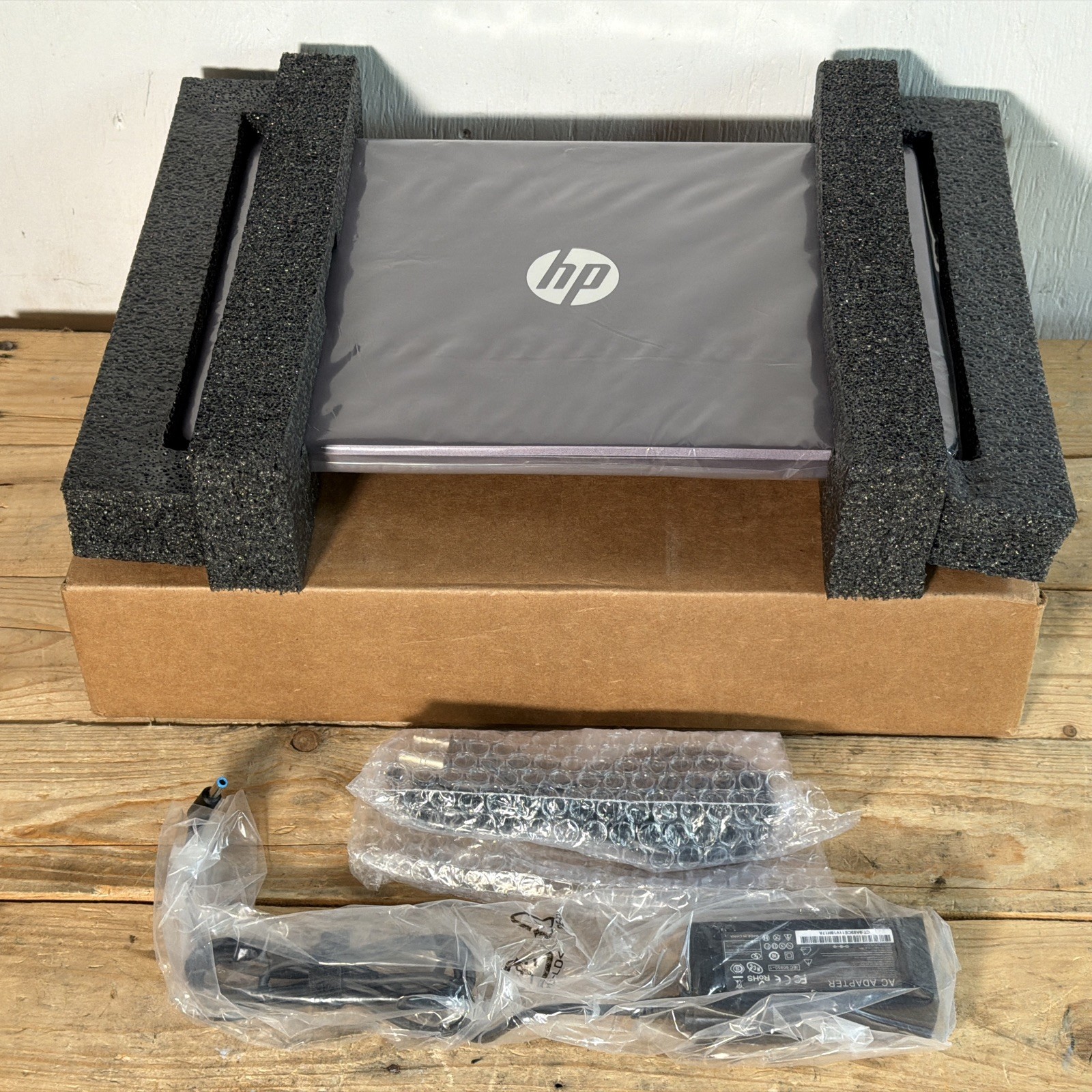 HP Laptop 14-DQ0804DS 14″ Intel Celeron N4120 64GB – Purple