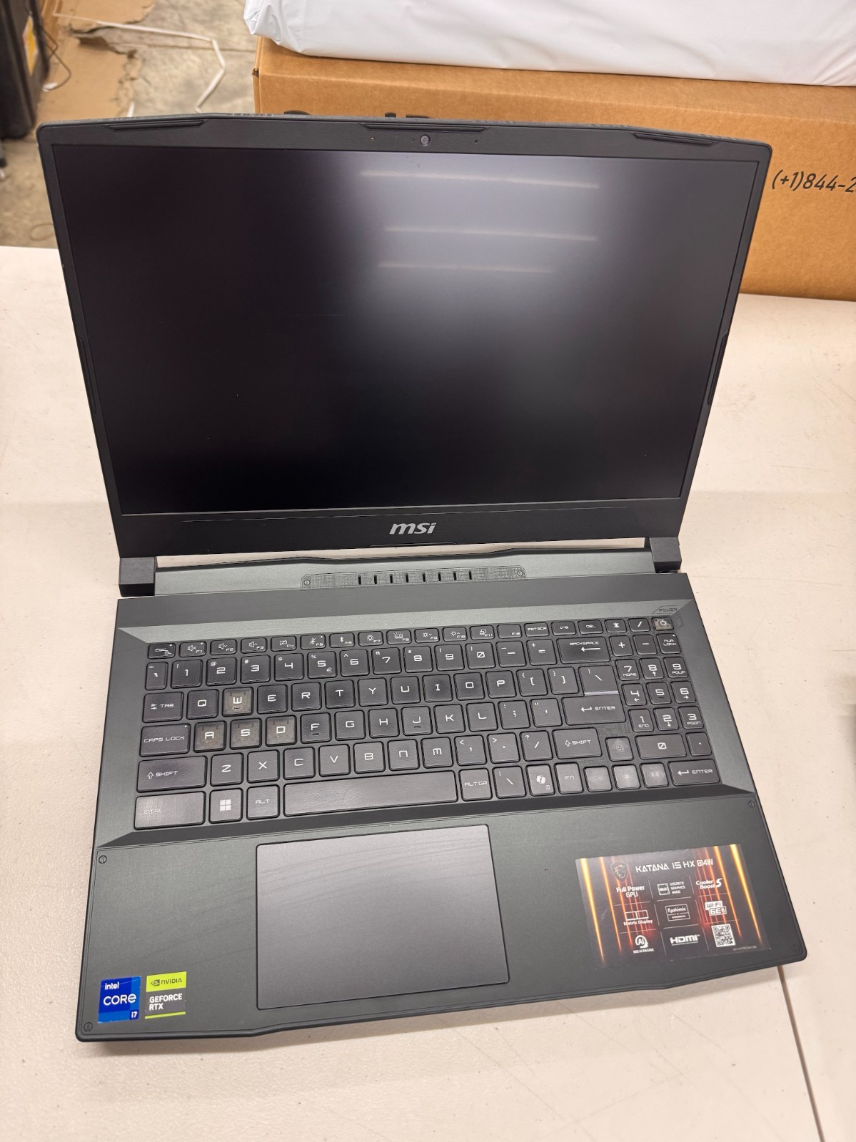 MSI Katana 15 HX B14W 15.6″ Gaming i7-14650HX 2.20GHz 48GB RAM 2TB SSD RTX 5050