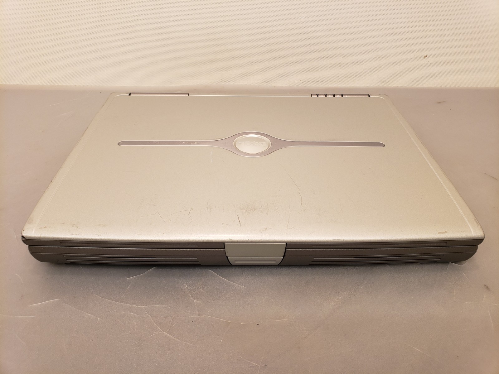 Vintage Dell Inspiron 8600 Laptop Intel M 1.4GHz 1GB 40GB WinXP 15.4″ Bright!