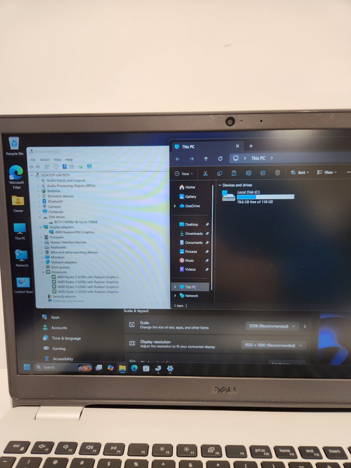 Dell Inspiron 3505 AMD Ryzen 3 3250U, 16GB RAM, 120GB NVME, Win11 #0484