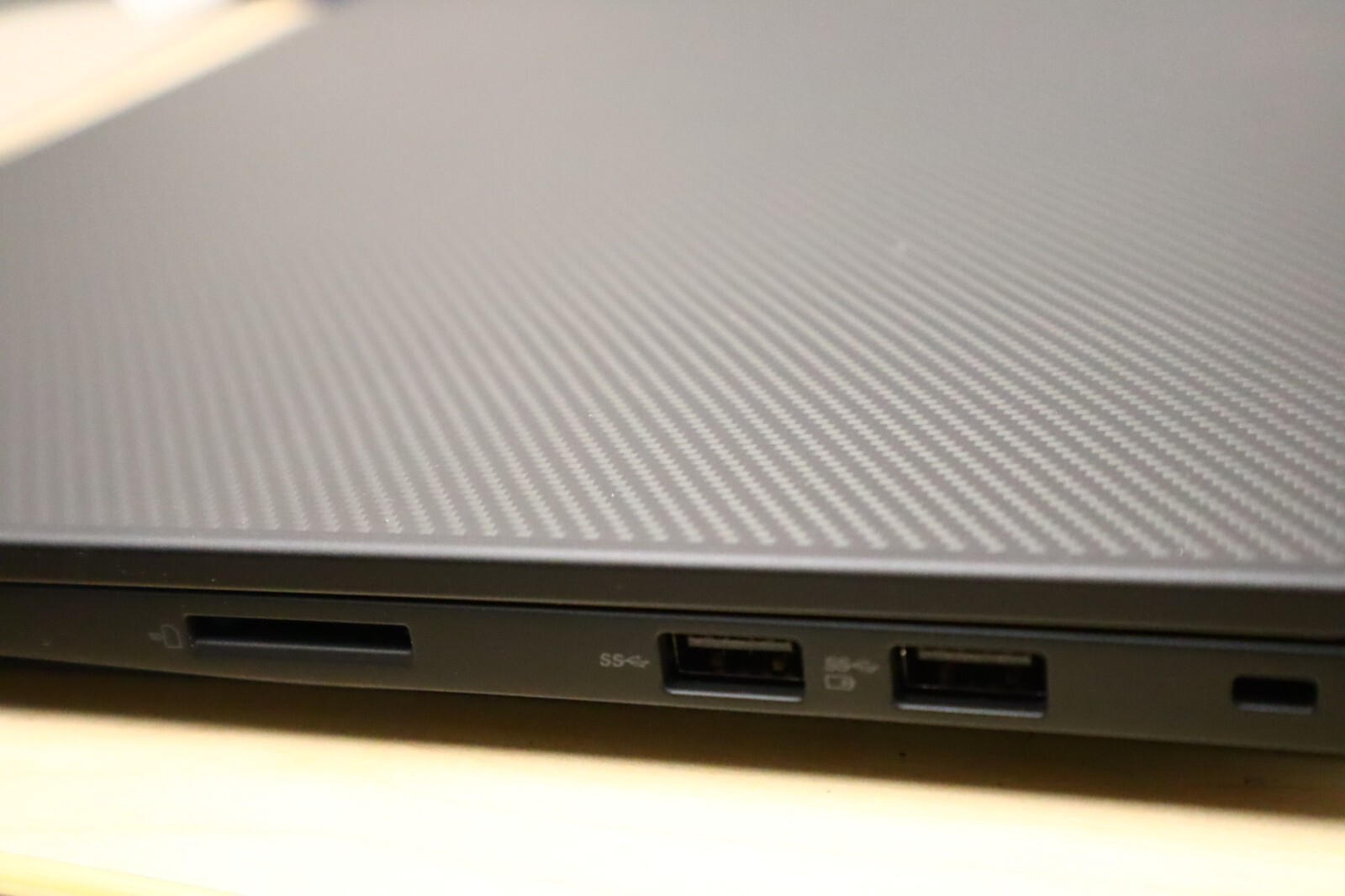 US-ENGLISH 8TB 64GB Lenovo Thinkpad P1 G4 I9-11950H 16″ WQUXGA Touch RTX3080 GAR