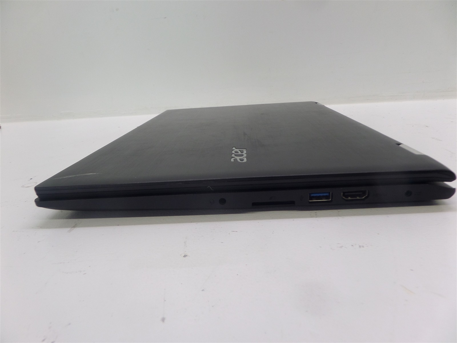 Acer Spin 3 2-In-1 13.5″ Laptop i7-6500U CPU 2.50GHz 12GB RAM – No HDD No OS