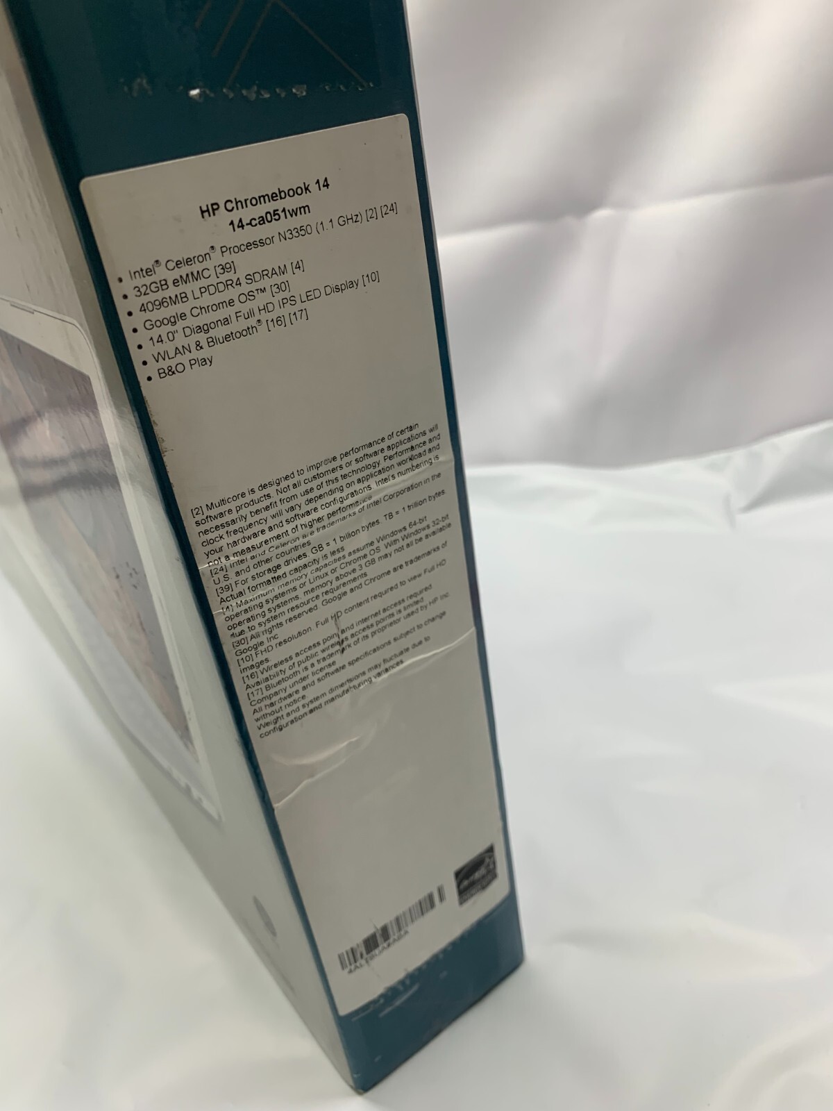 HP Chromebook 14-ca051wm 14 inch (32 GB, Intel Celeron N3350, 1.1GHz, 4GB SDRAM)