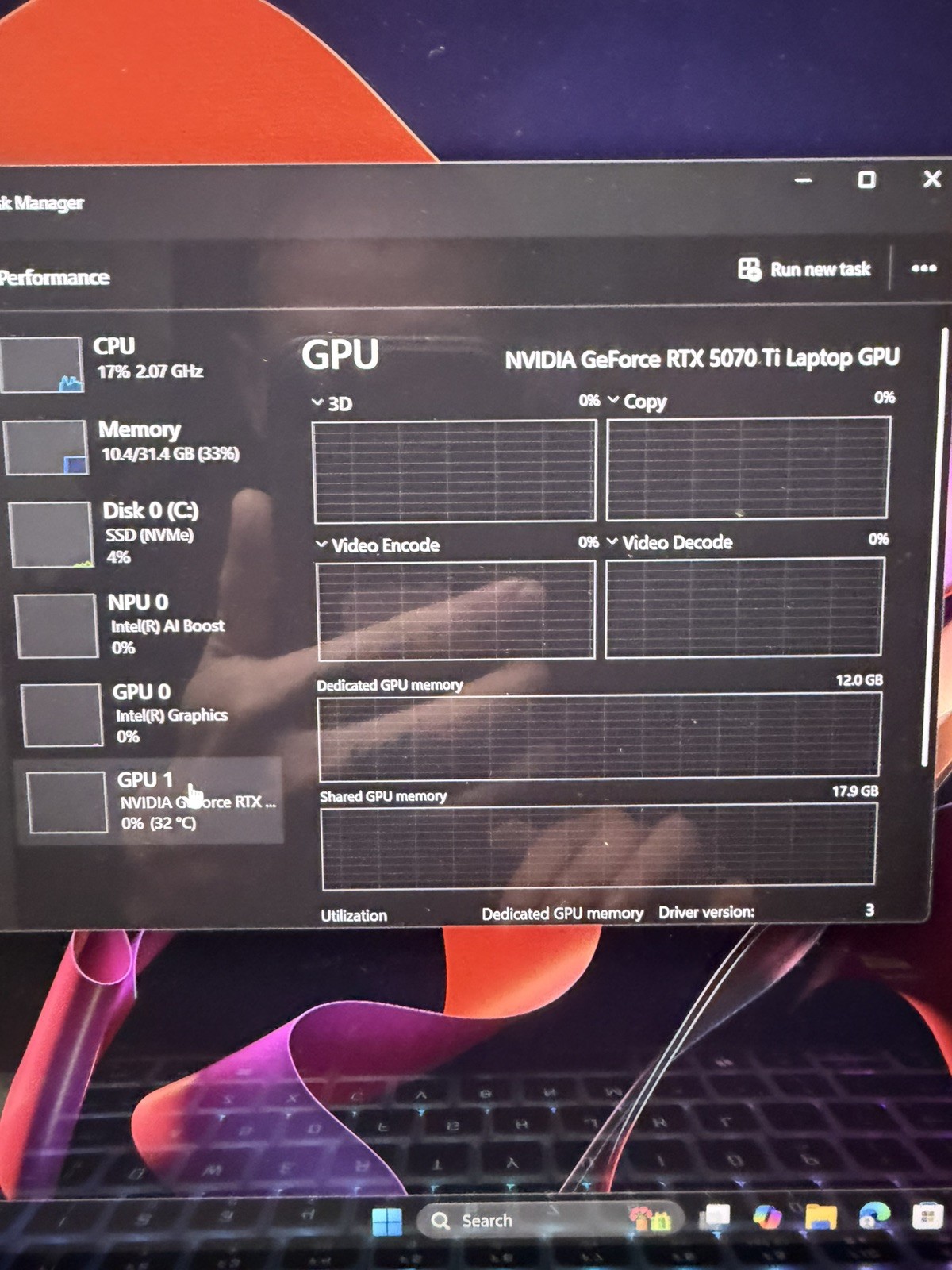 HP OMEN MAX 16 , RTX 5070Ti