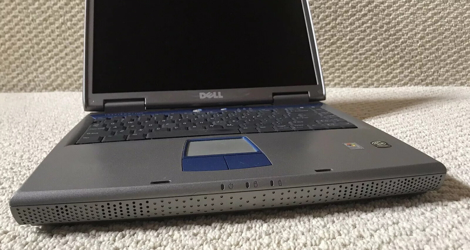 Dell Inspiron 1100 15in. Laptop Parts Only 512 msg of RAM no HD