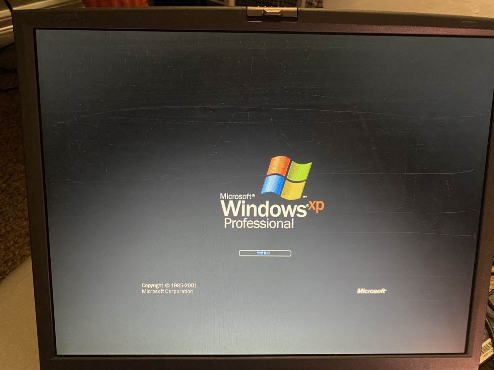 Toshiba Tecra 8000 Laptop 366Mhz 128mb 8gb Win XP Pro Retro TESTED – BAD MOUSE
