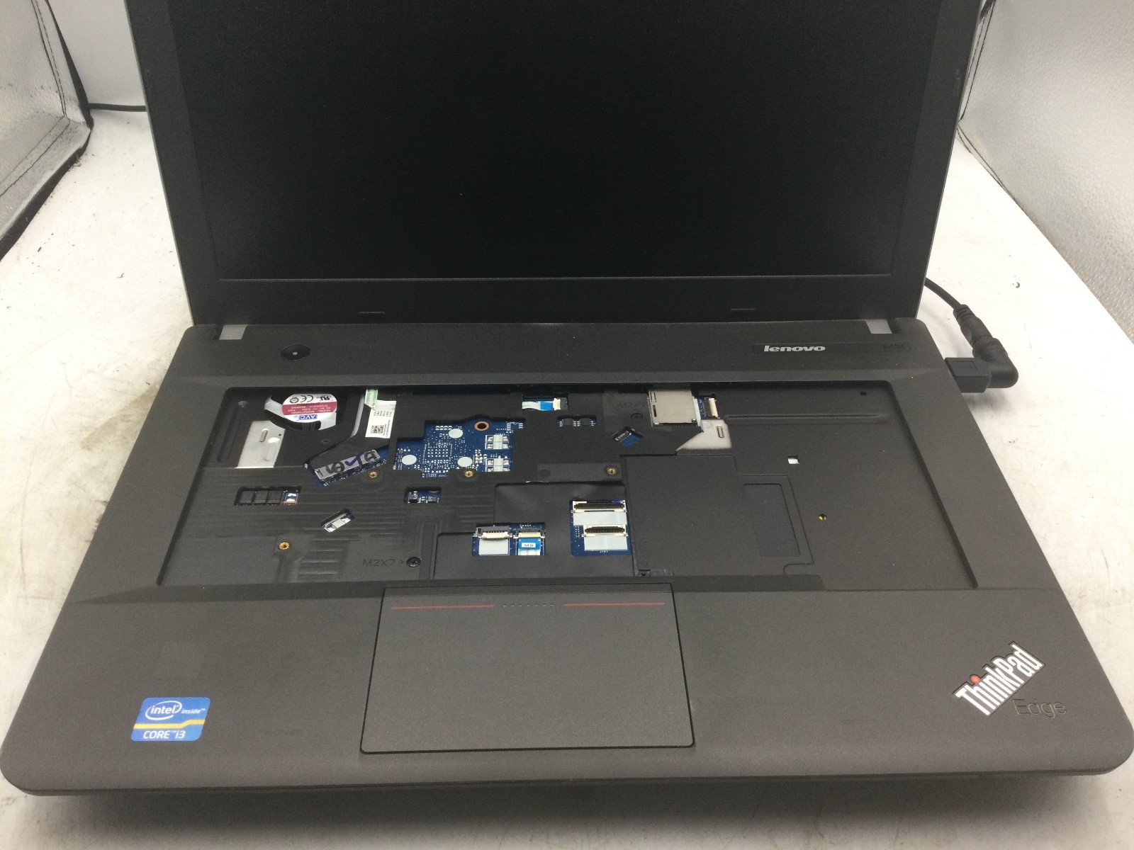 LENOVO THINKPAD E431 – INTEL I3 – NO RAM – FOR PARTS – READ DESCRIPTION – BB
