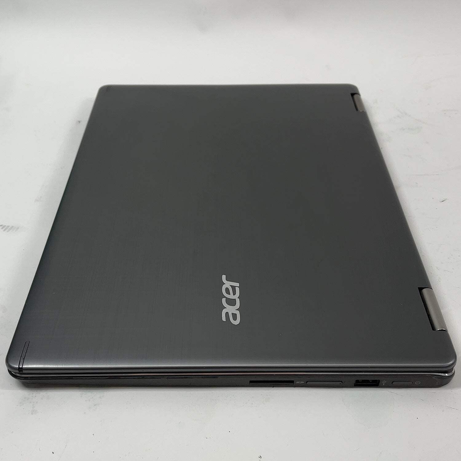 Broken Acer Aspire R5-571T 15.6″ i5-6200U 2.5GHz 8GB RAM 1TB HDD Bad Speakers